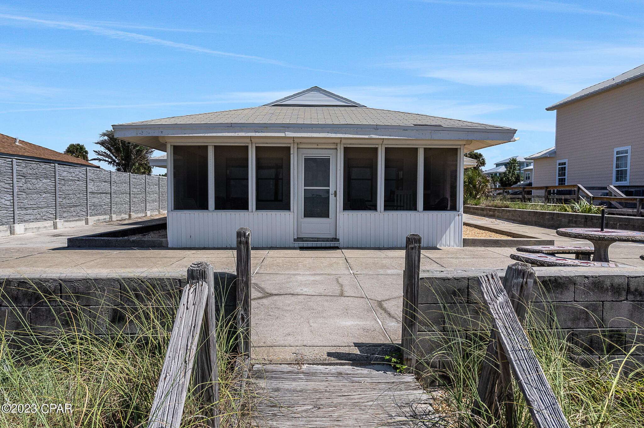 Laguna Beach Estates 2nd Add - Residential