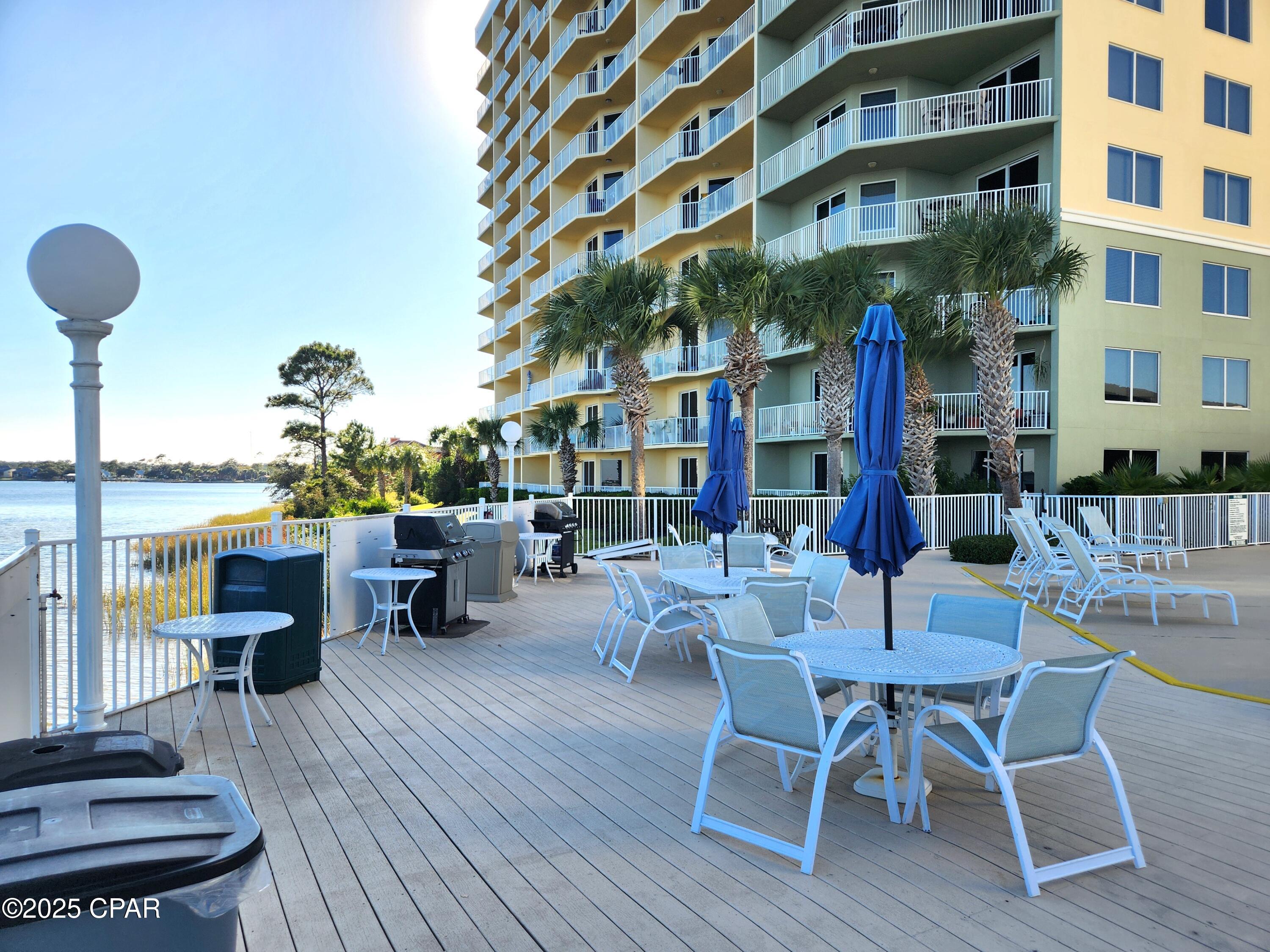 Hibiscus By The Bay - Residential