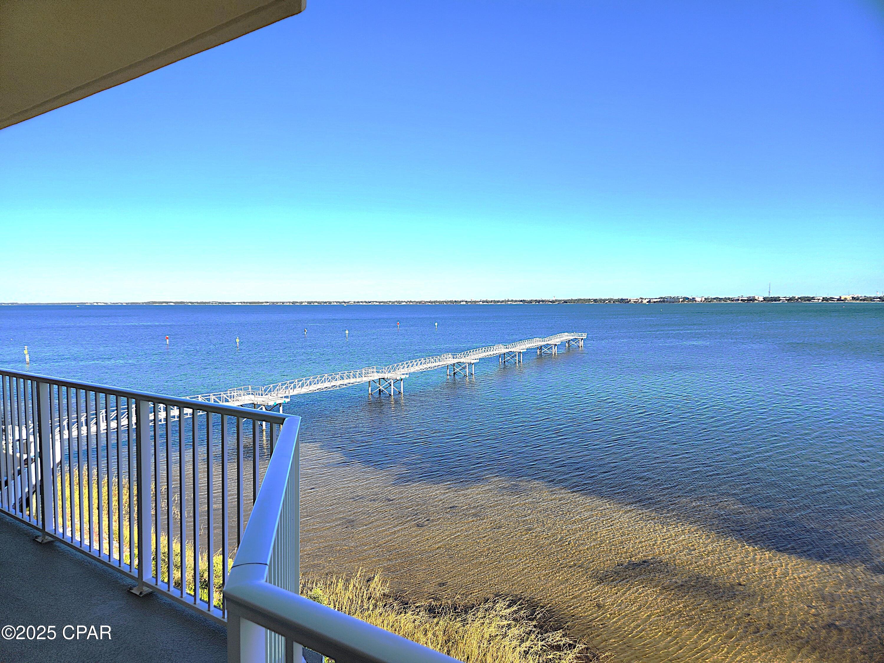 Hibiscus By The Bay - Residential