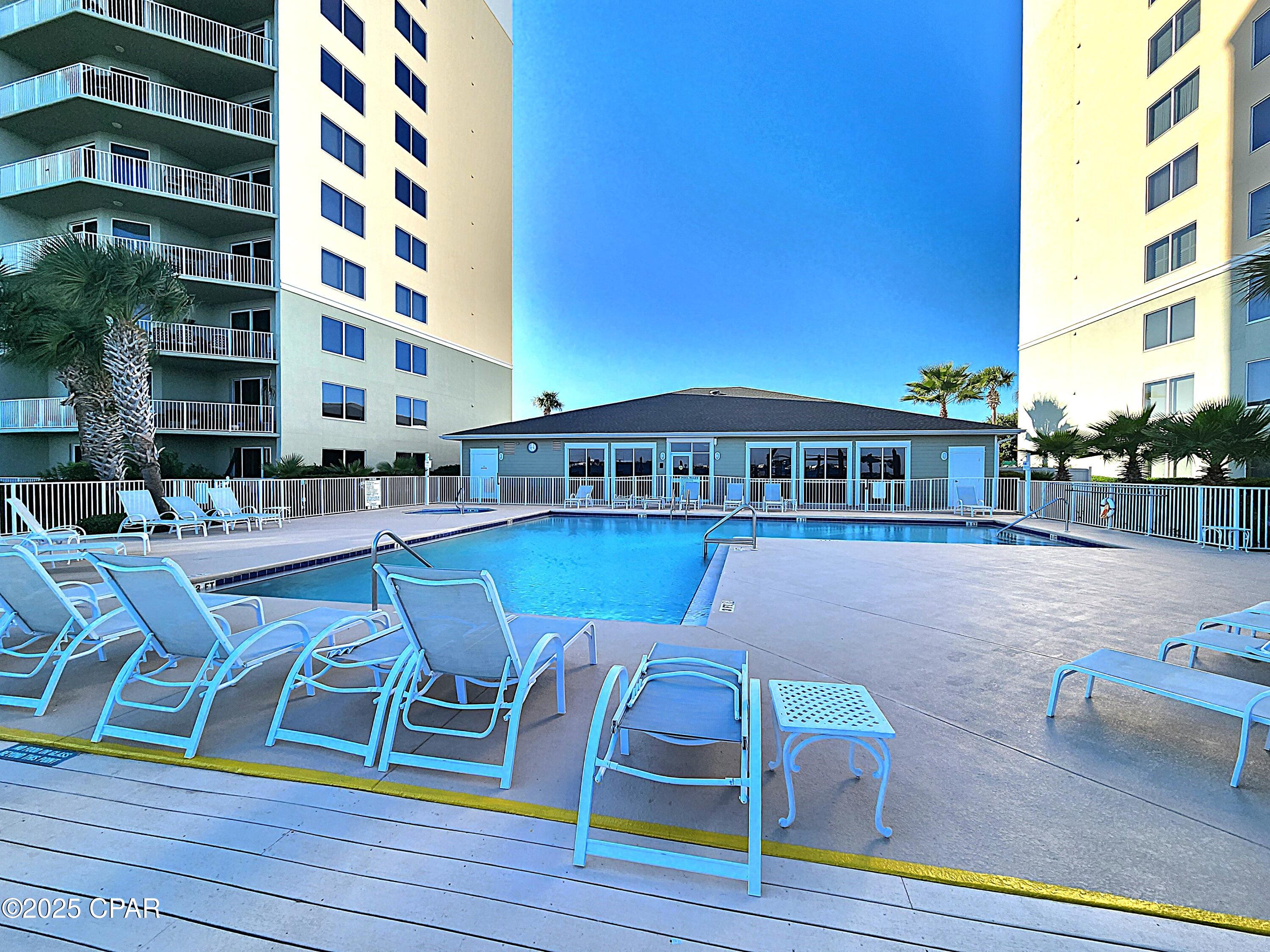 Hibiscus By The Bay - Residential