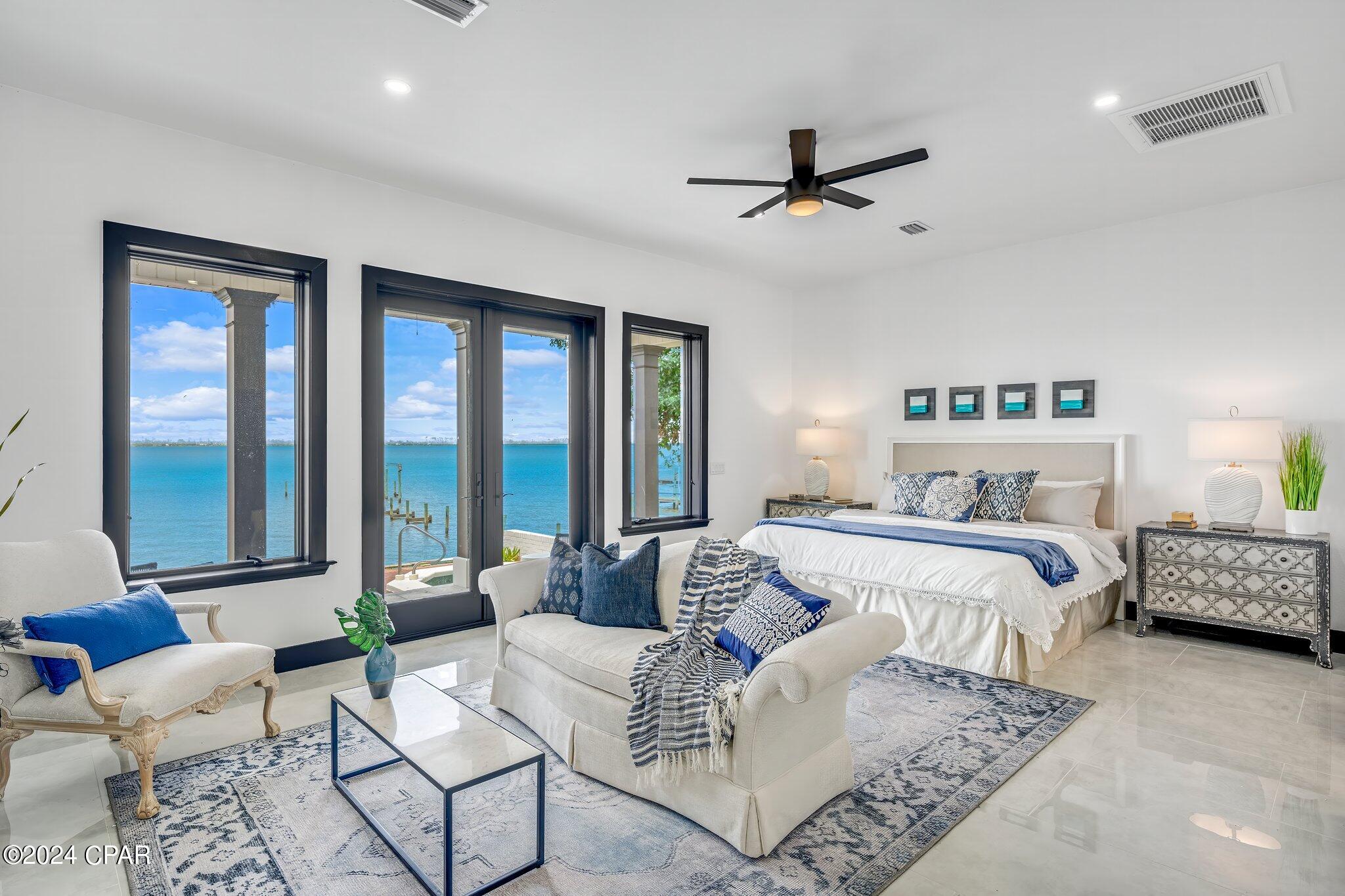 Tropical Bay - Residential