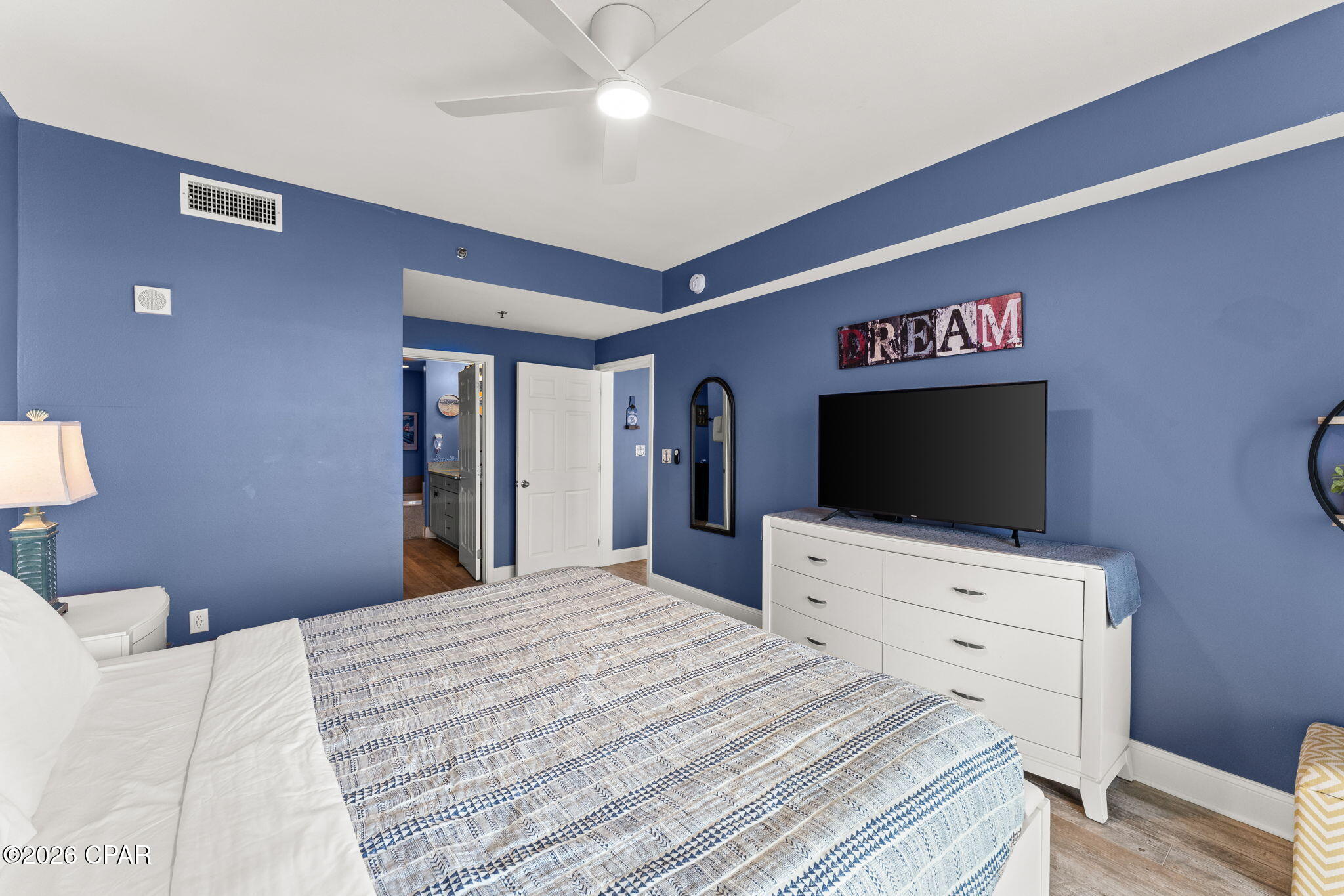 Laketown Wharf - Residential