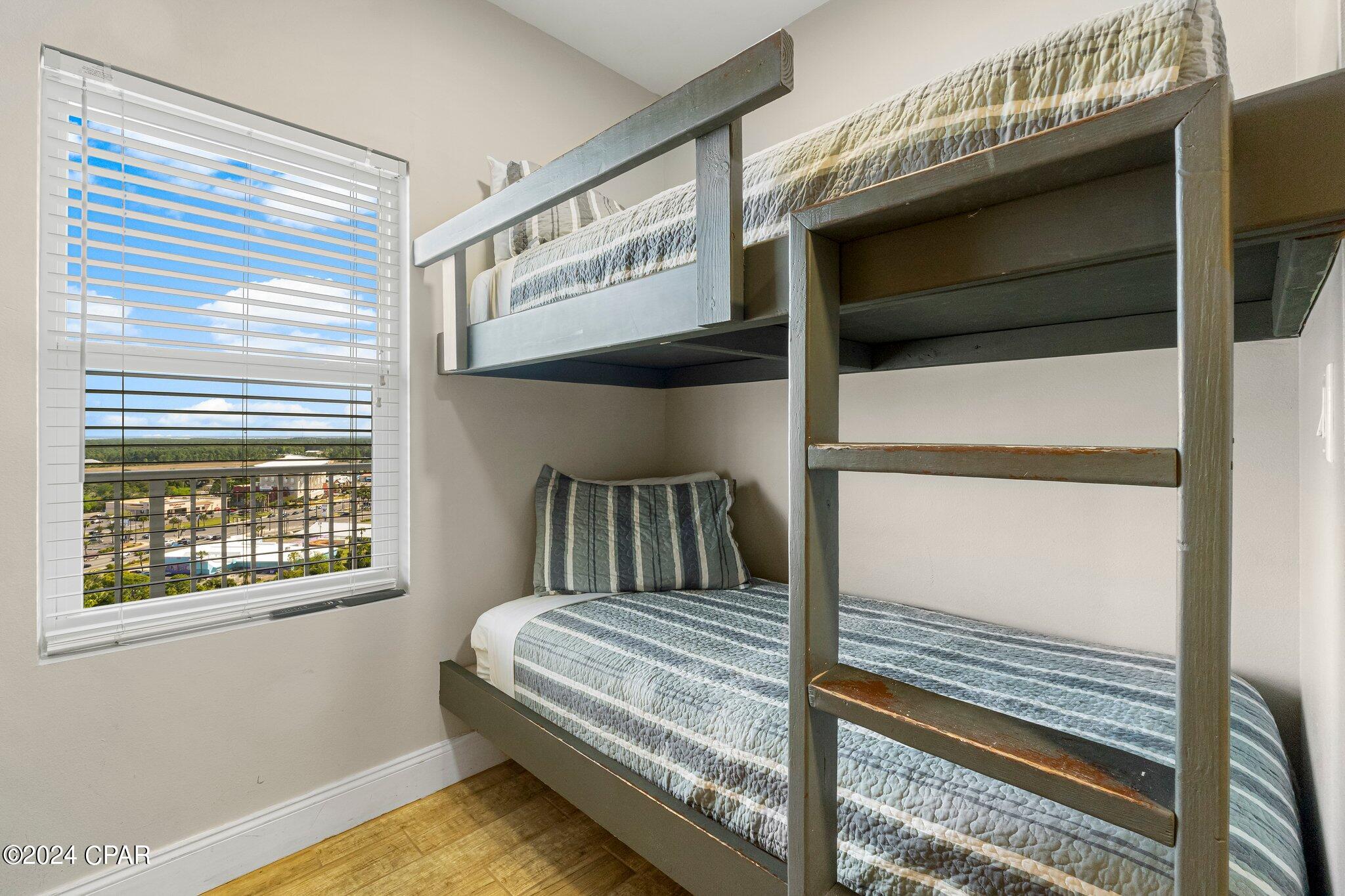 Laketown Wharf - Residential