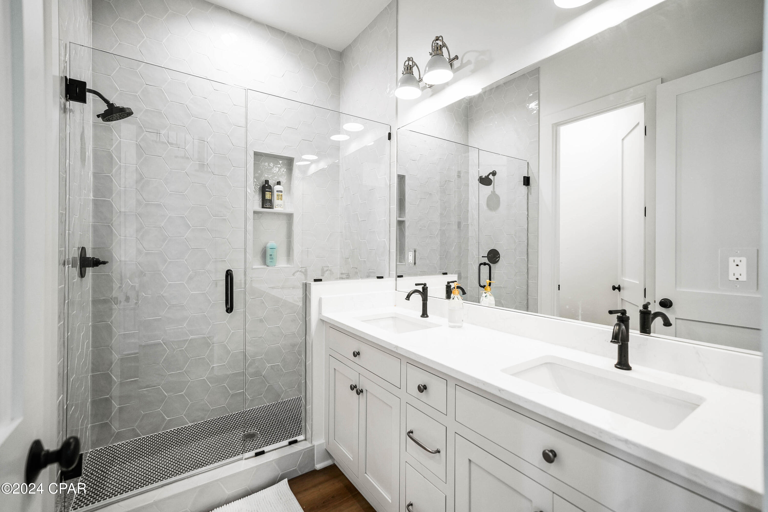 Ovation - Residential