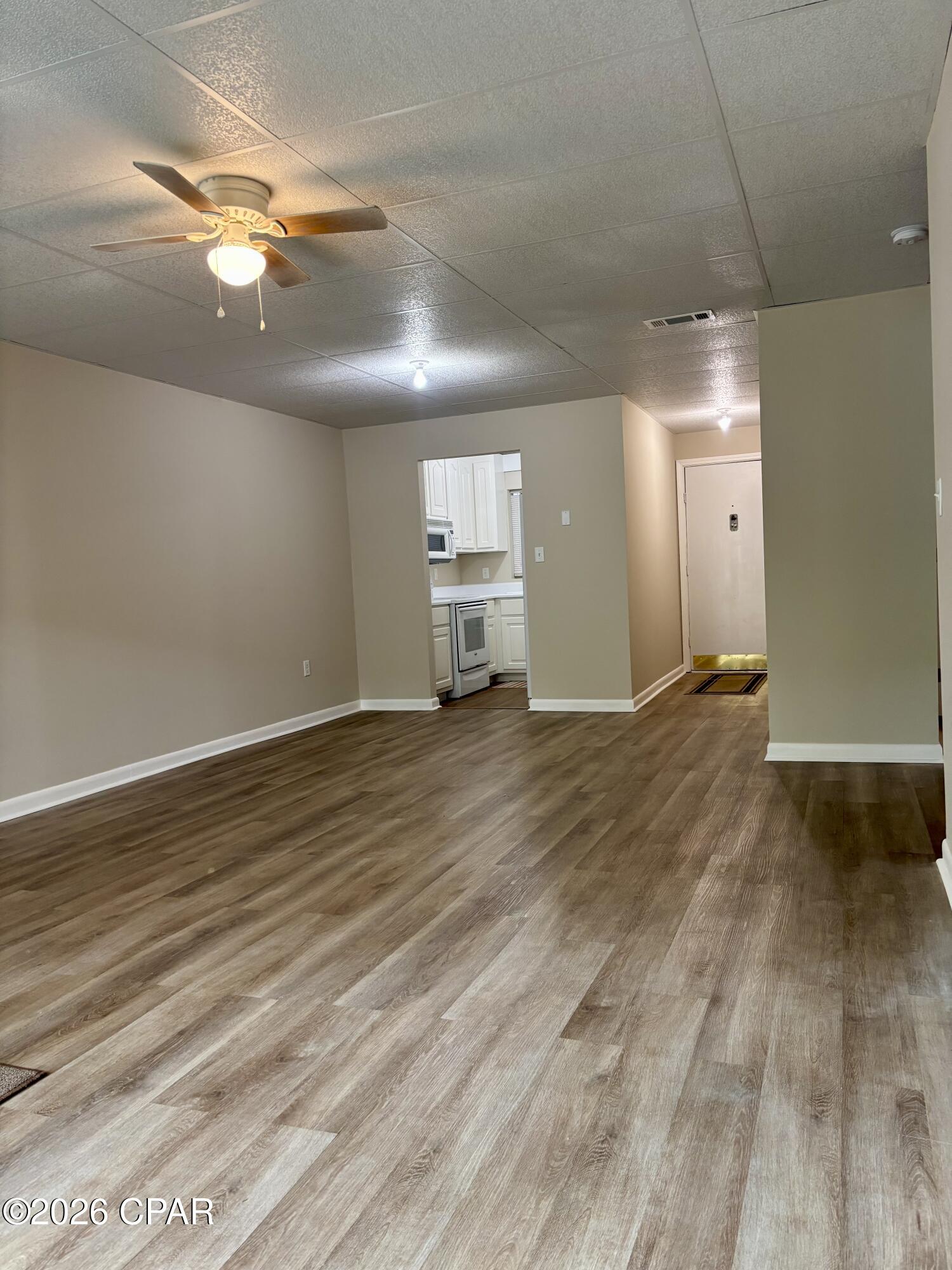 Bay Club Condo Ph 2 - Residential Lease