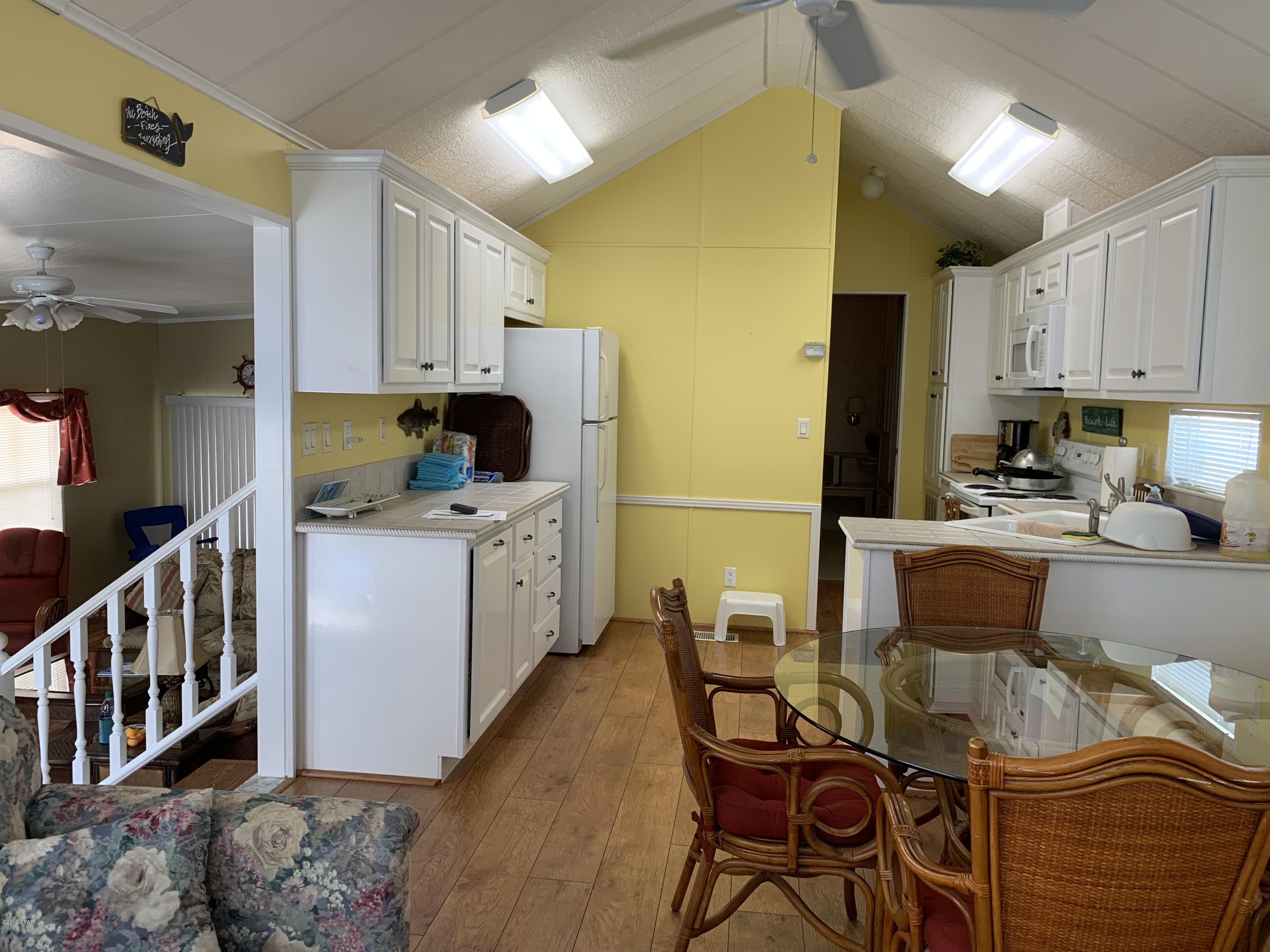 Emerald Pointe Resort - Residential Lease