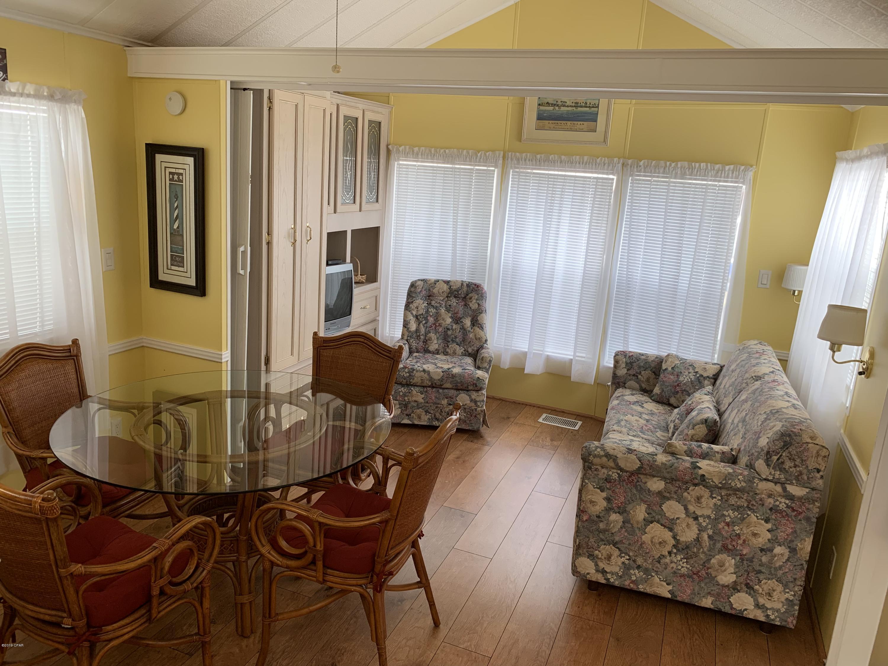 Emerald Pointe Resort - Residential Lease