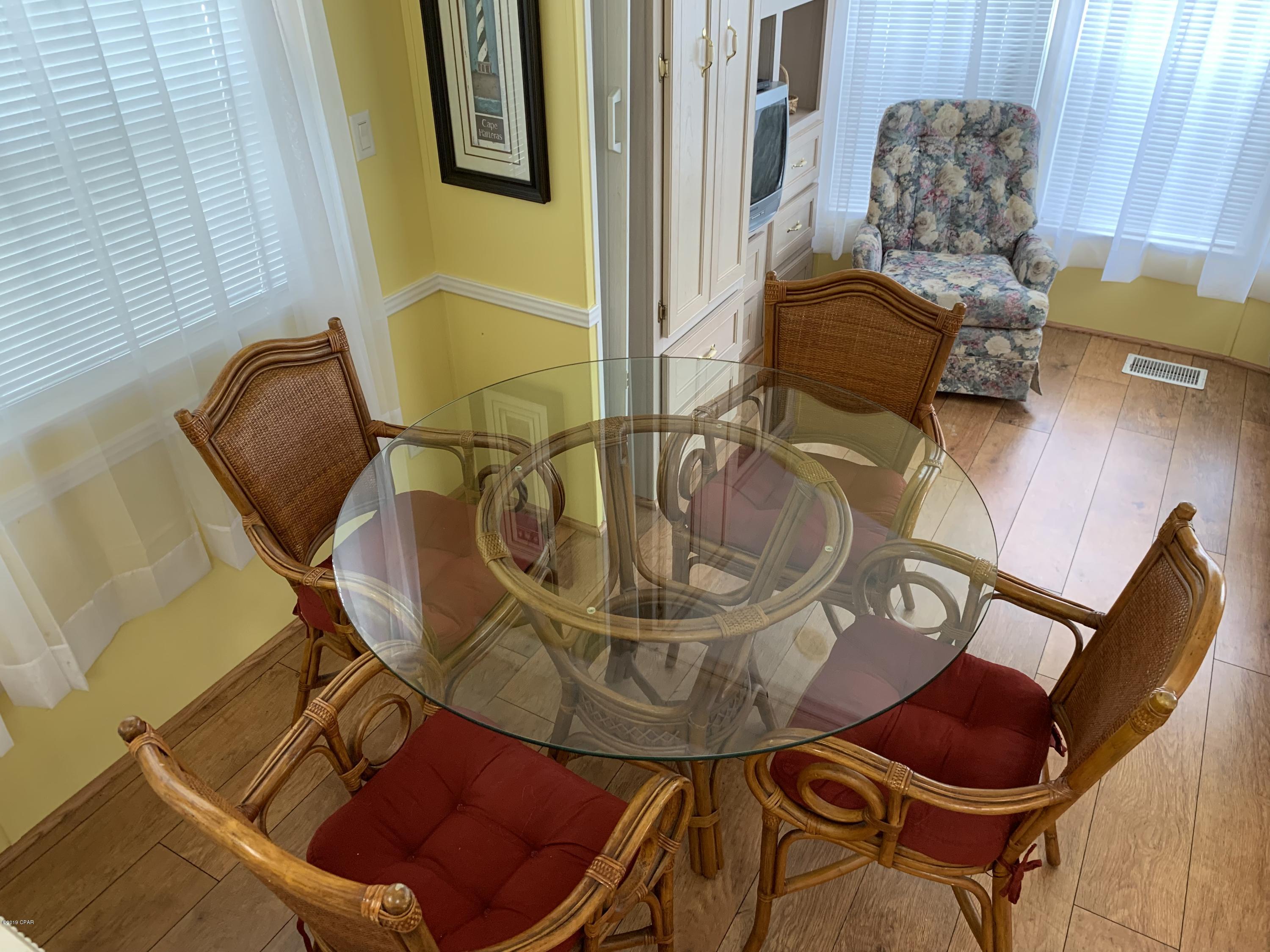 Emerald Pointe Resort - Residential Lease