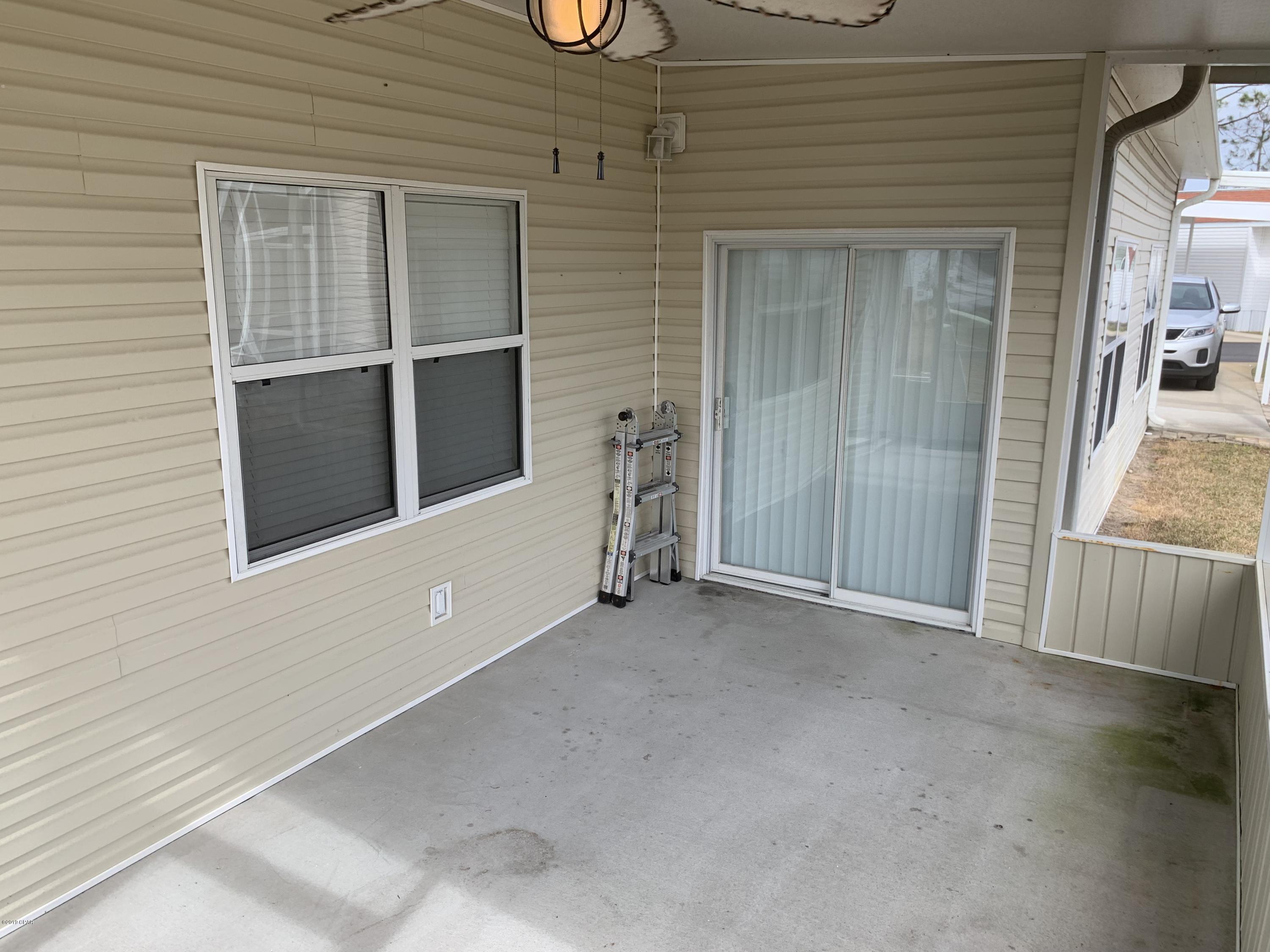 Emerald Pointe Resort - Residential Lease