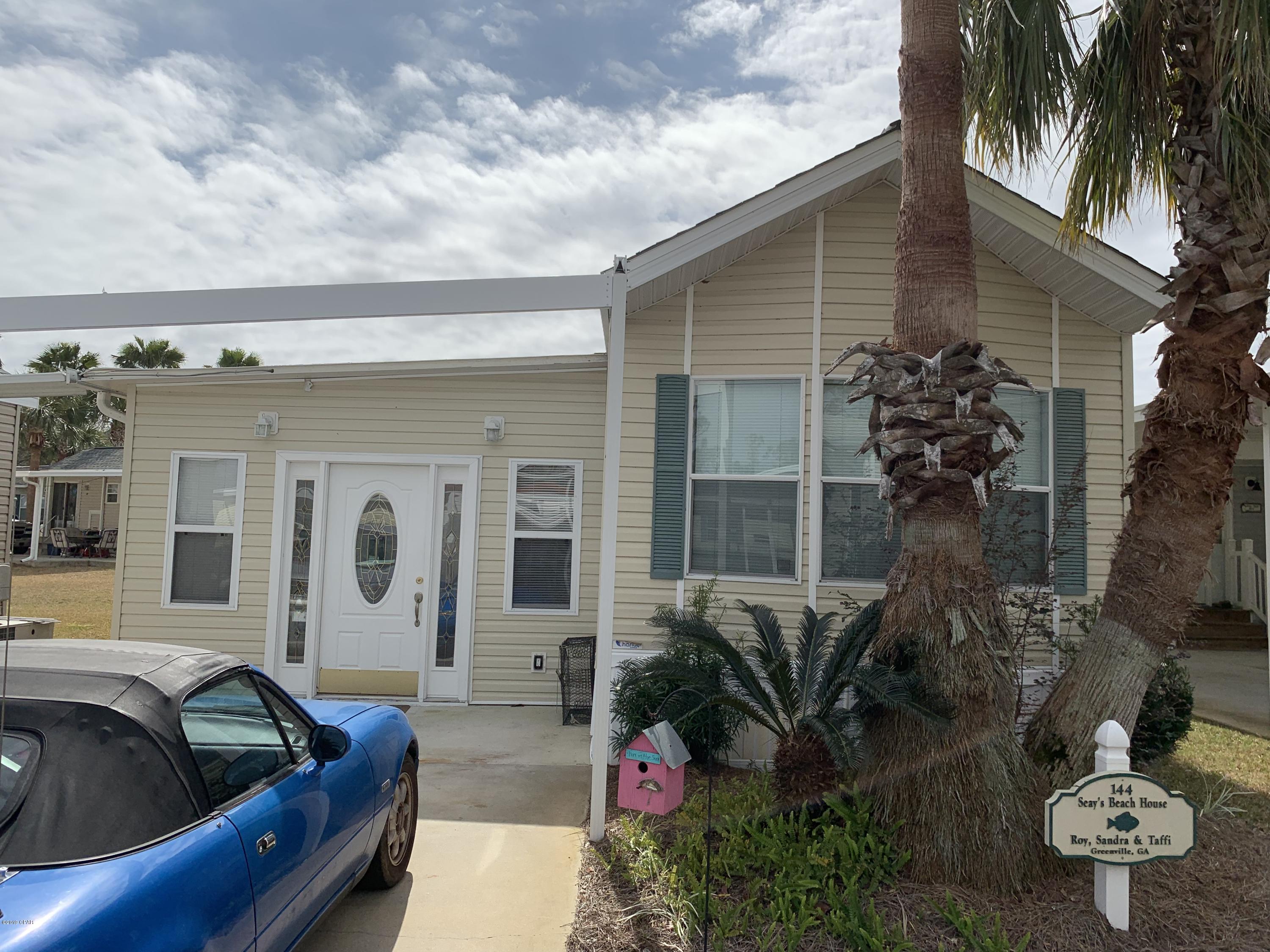 Emerald Pointe Resort - Residential Lease