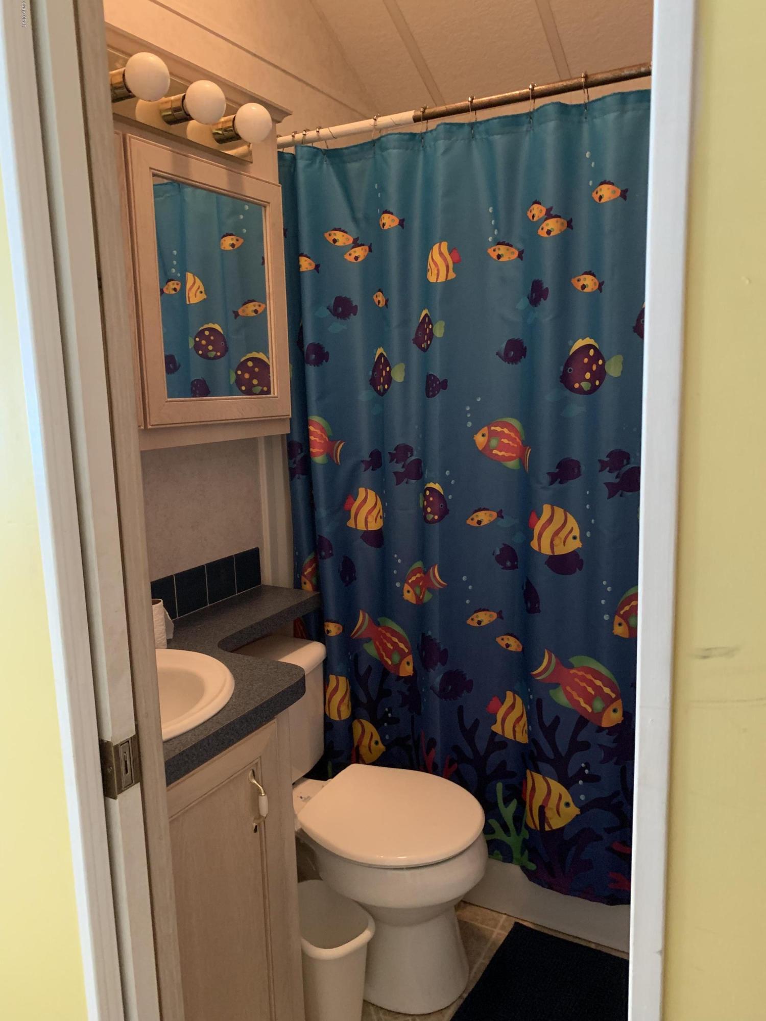 Emerald Pointe Resort - Residential Lease