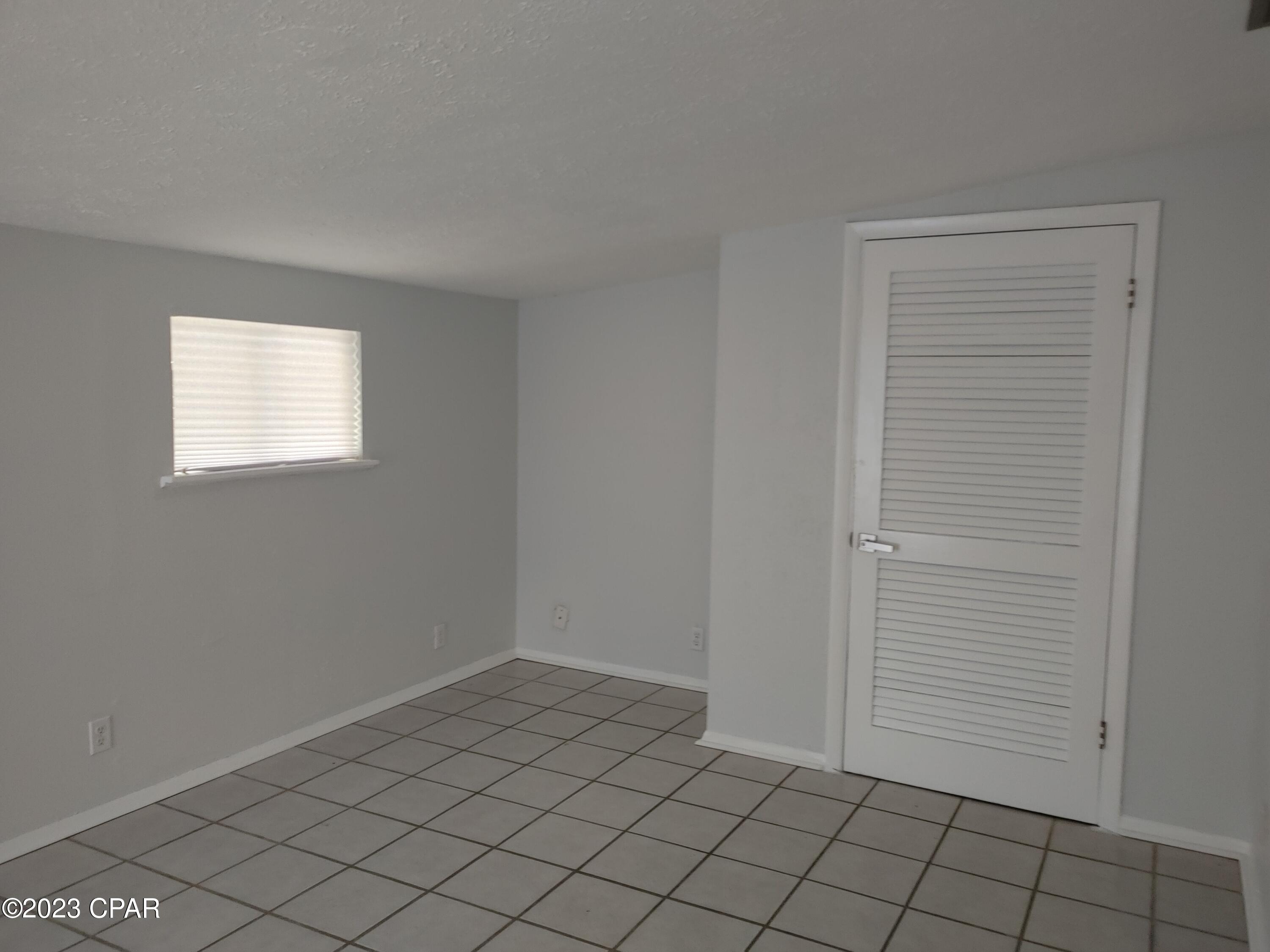 Holiday Beach Unit 8 - Residential Lease