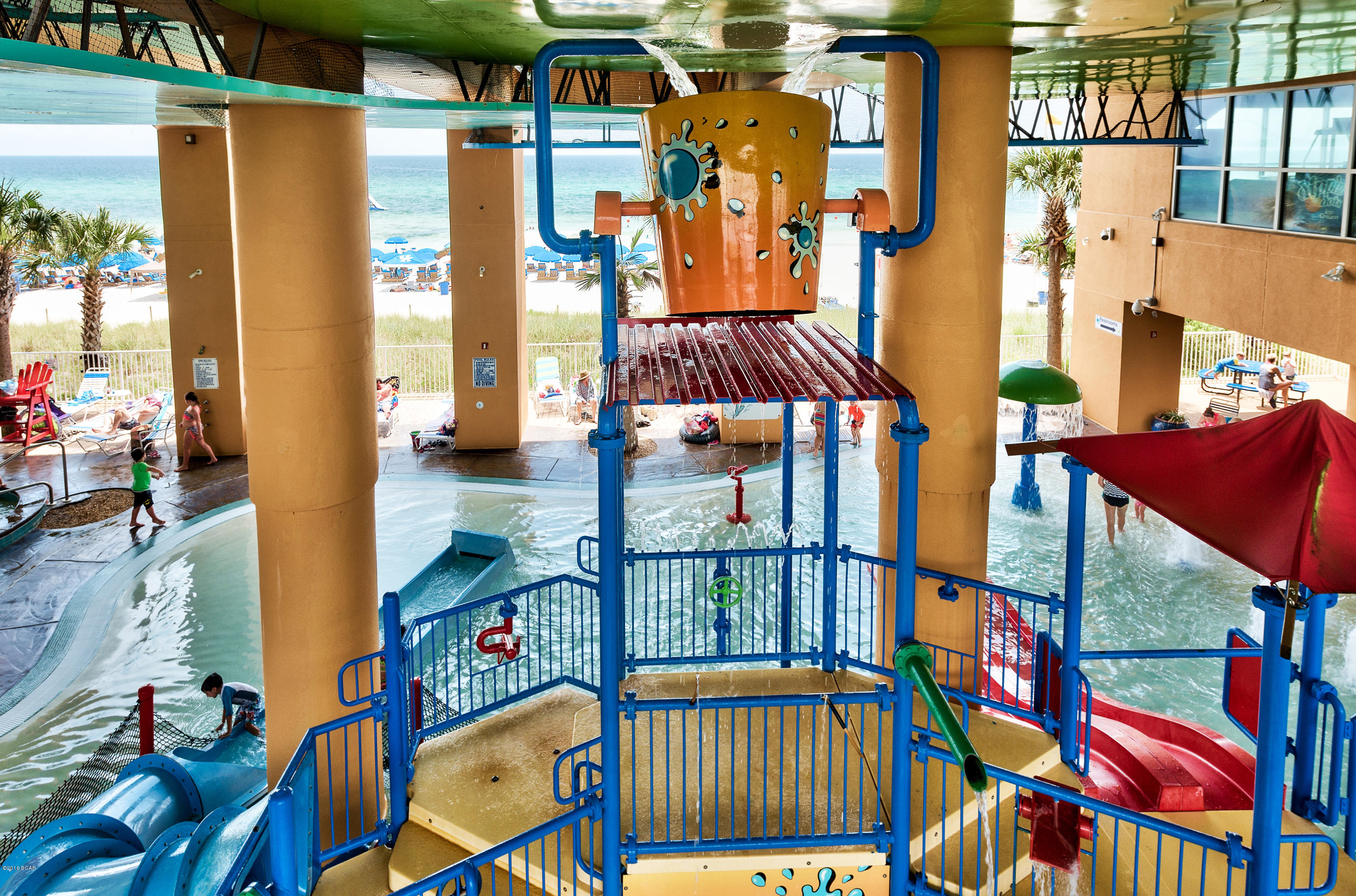 Splash Condo - Residential