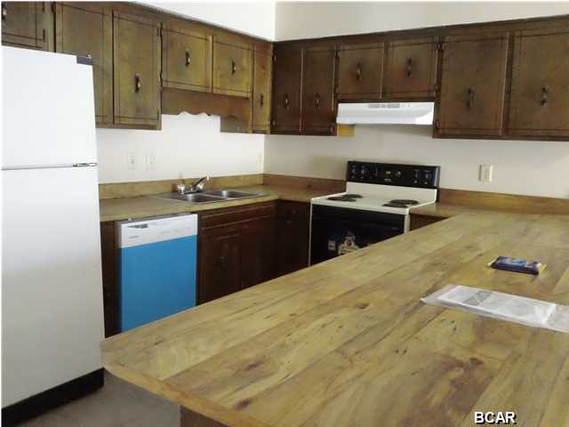 Pine Woods Add. - Residential Lease