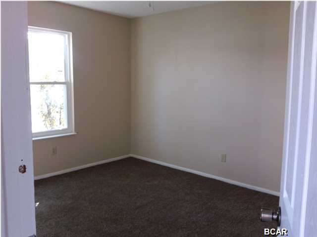 Pine Woods Add. - Residential Lease