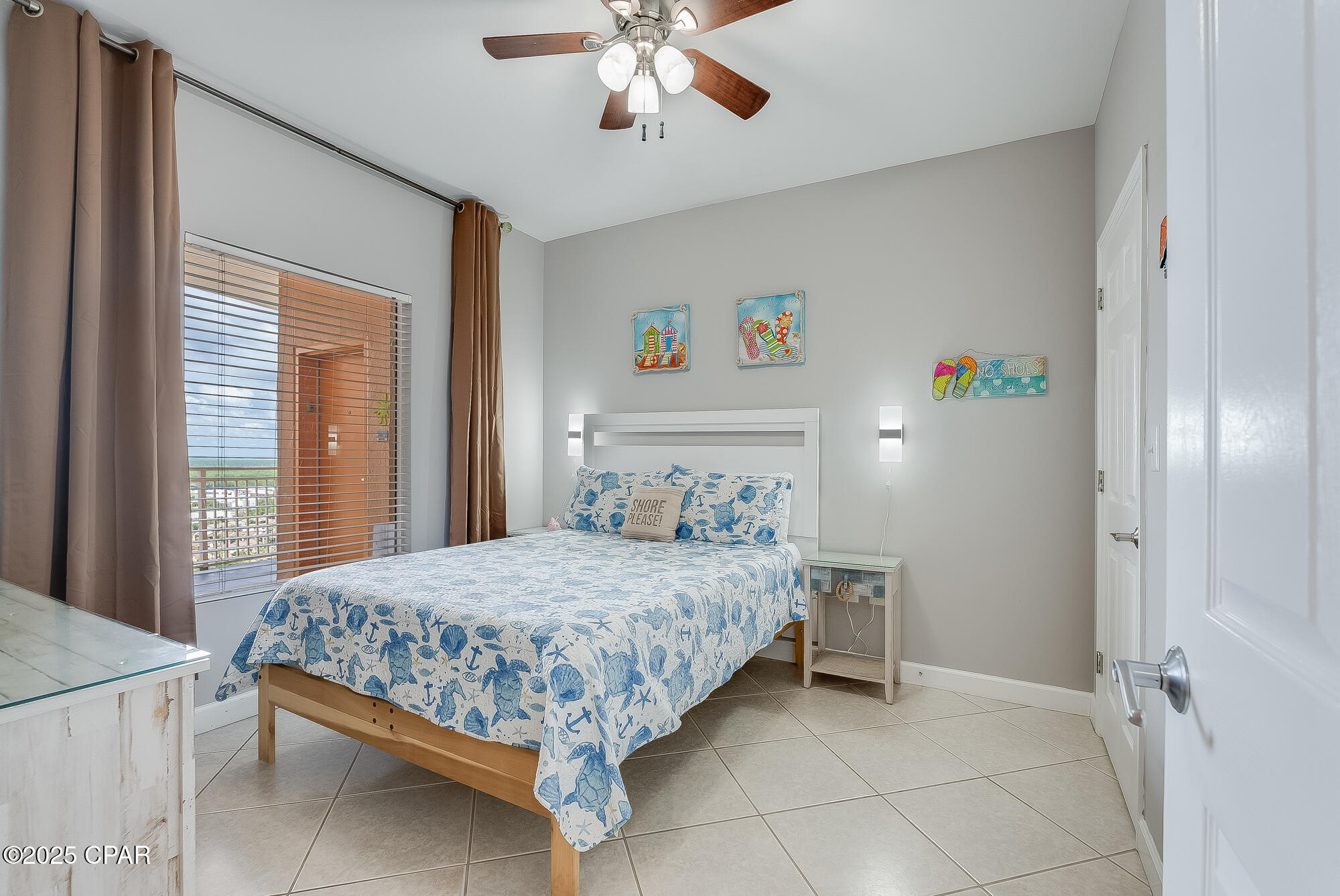 Splash Condo - Residential