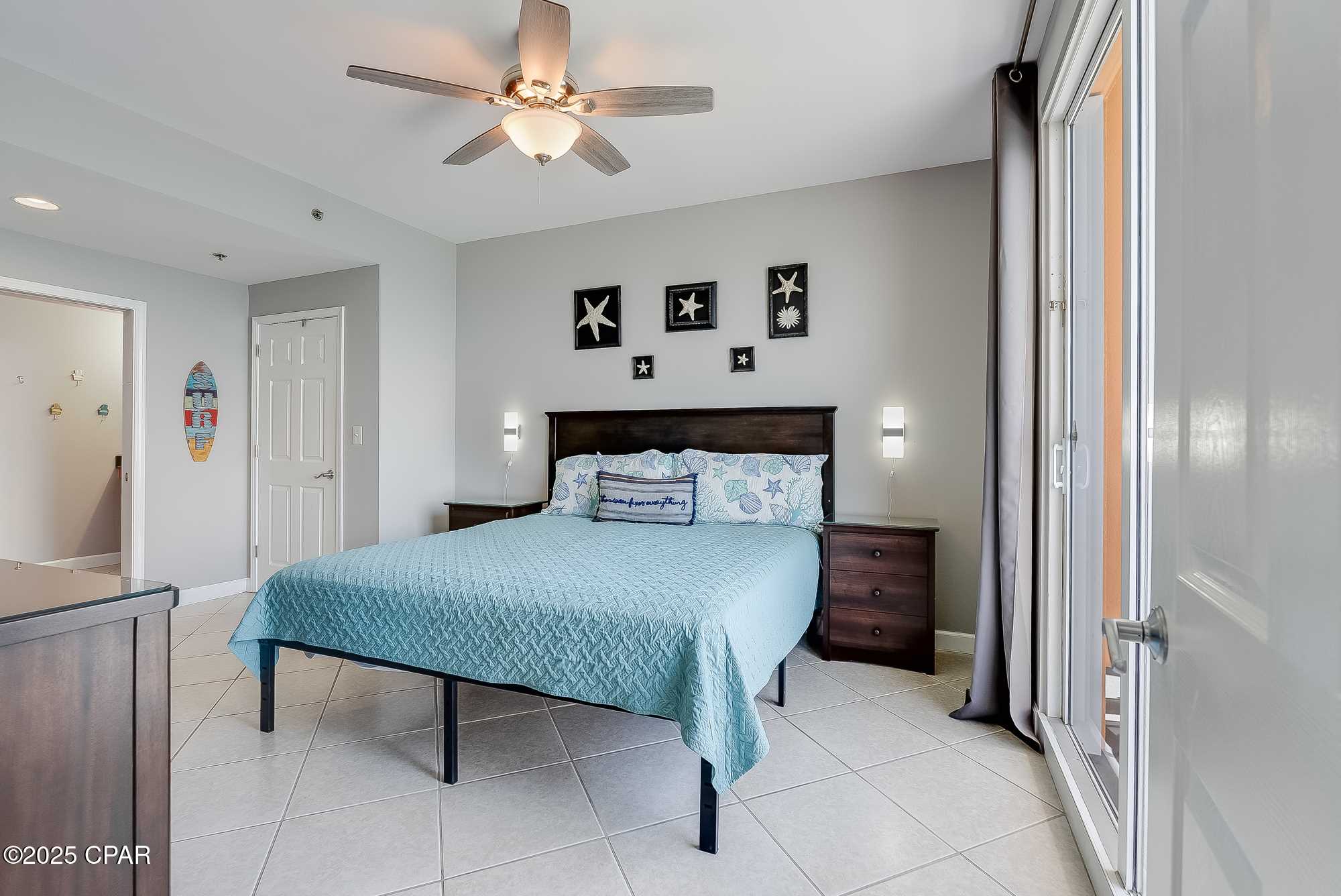 Splash Condo - Residential