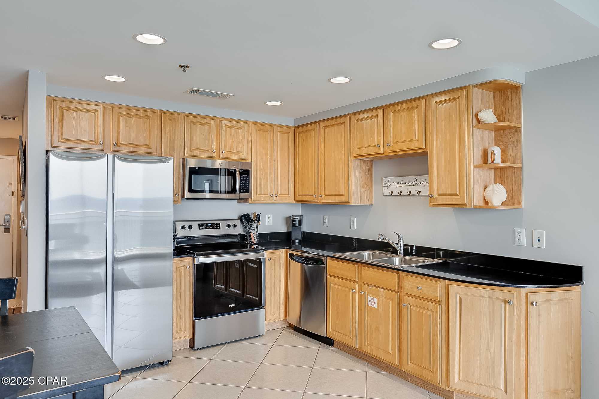 Splash Condo - Residential
