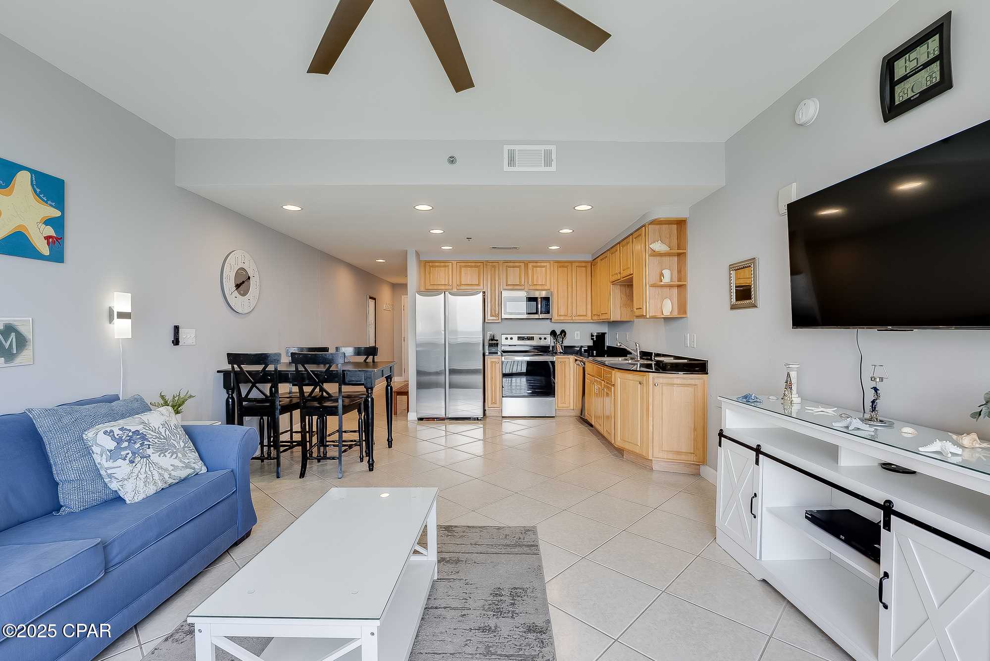 Splash Condo - Residential