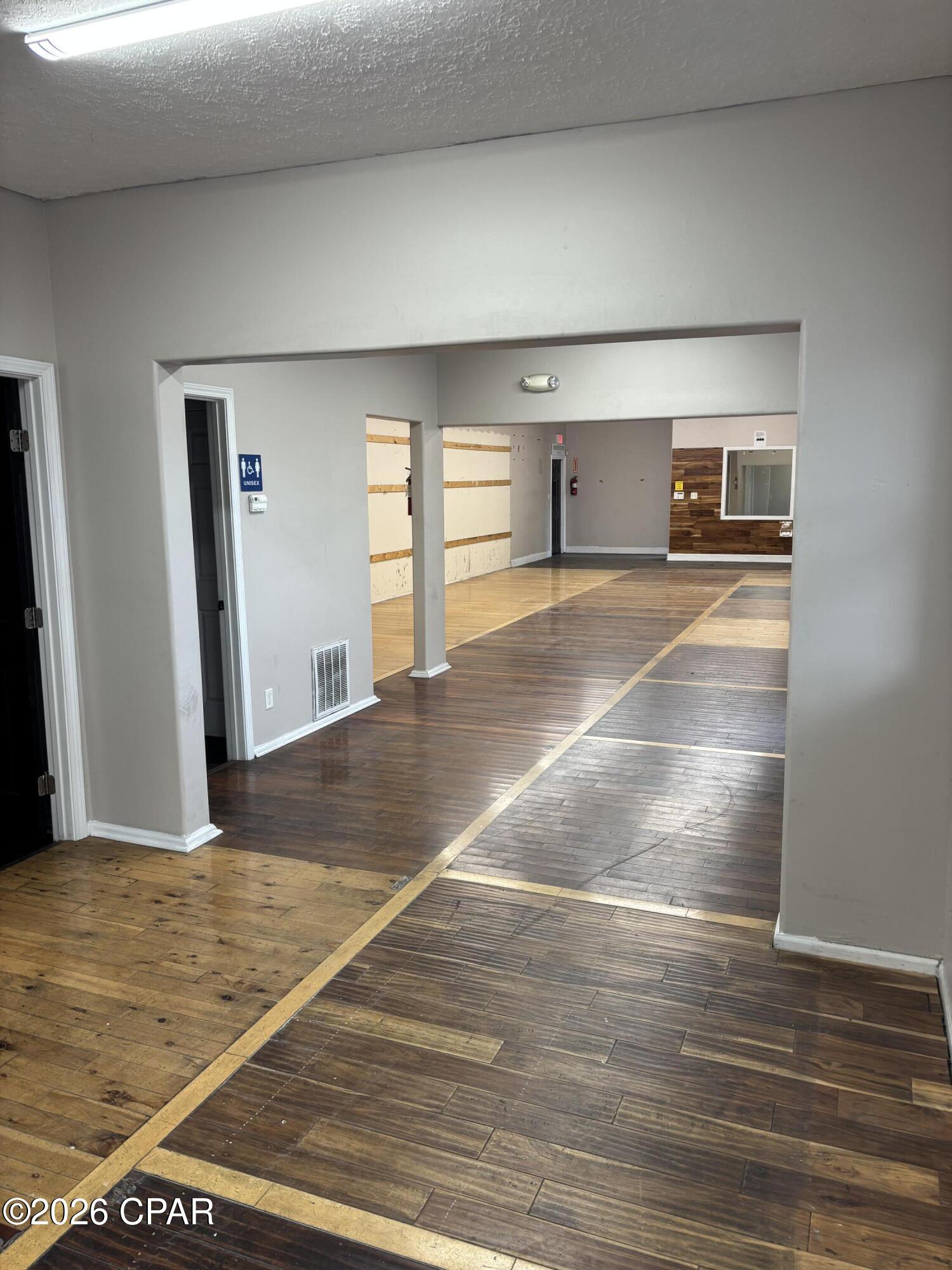 No Named Subdivision - Commercial Lease