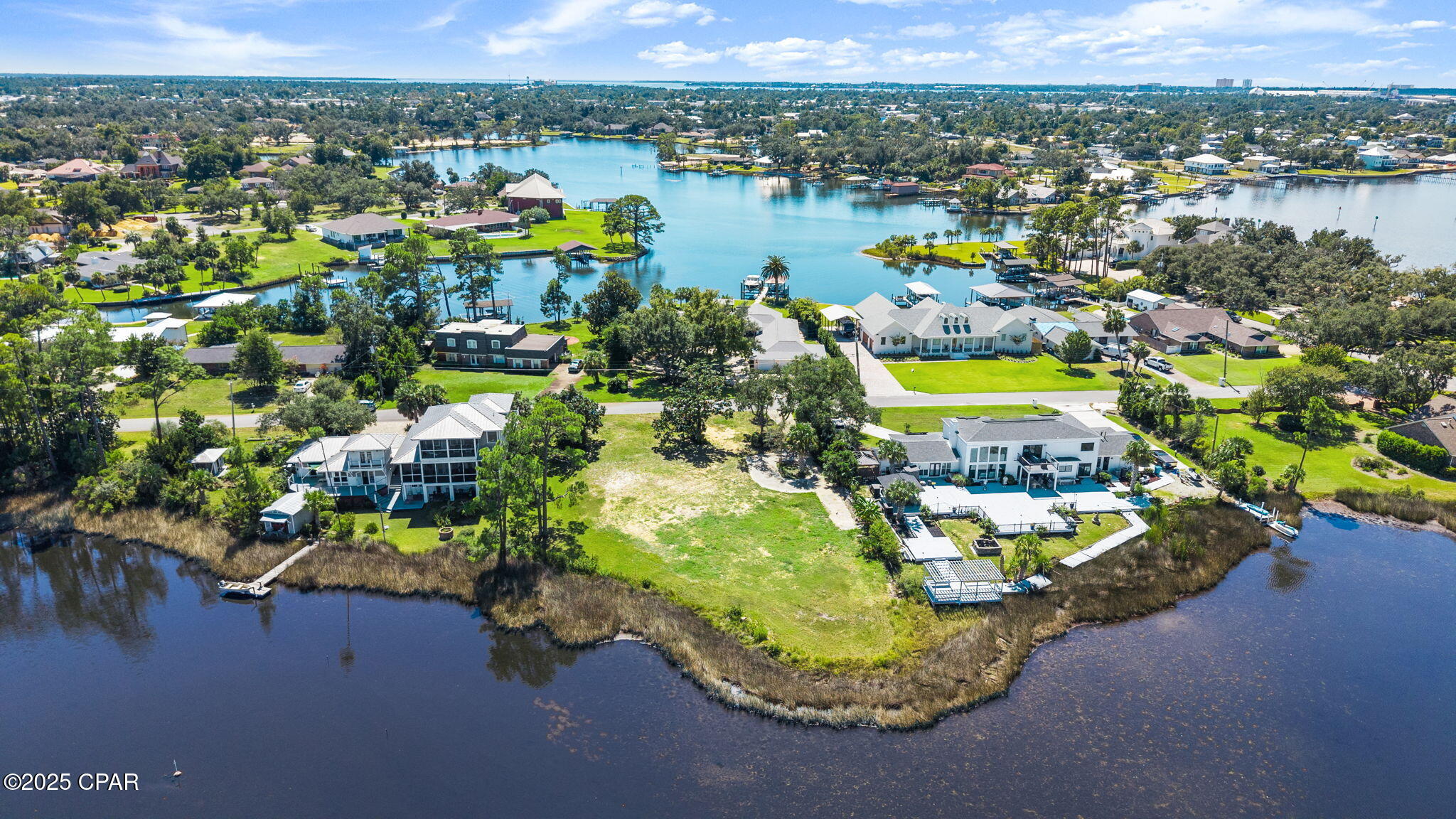 Kings Point - Land