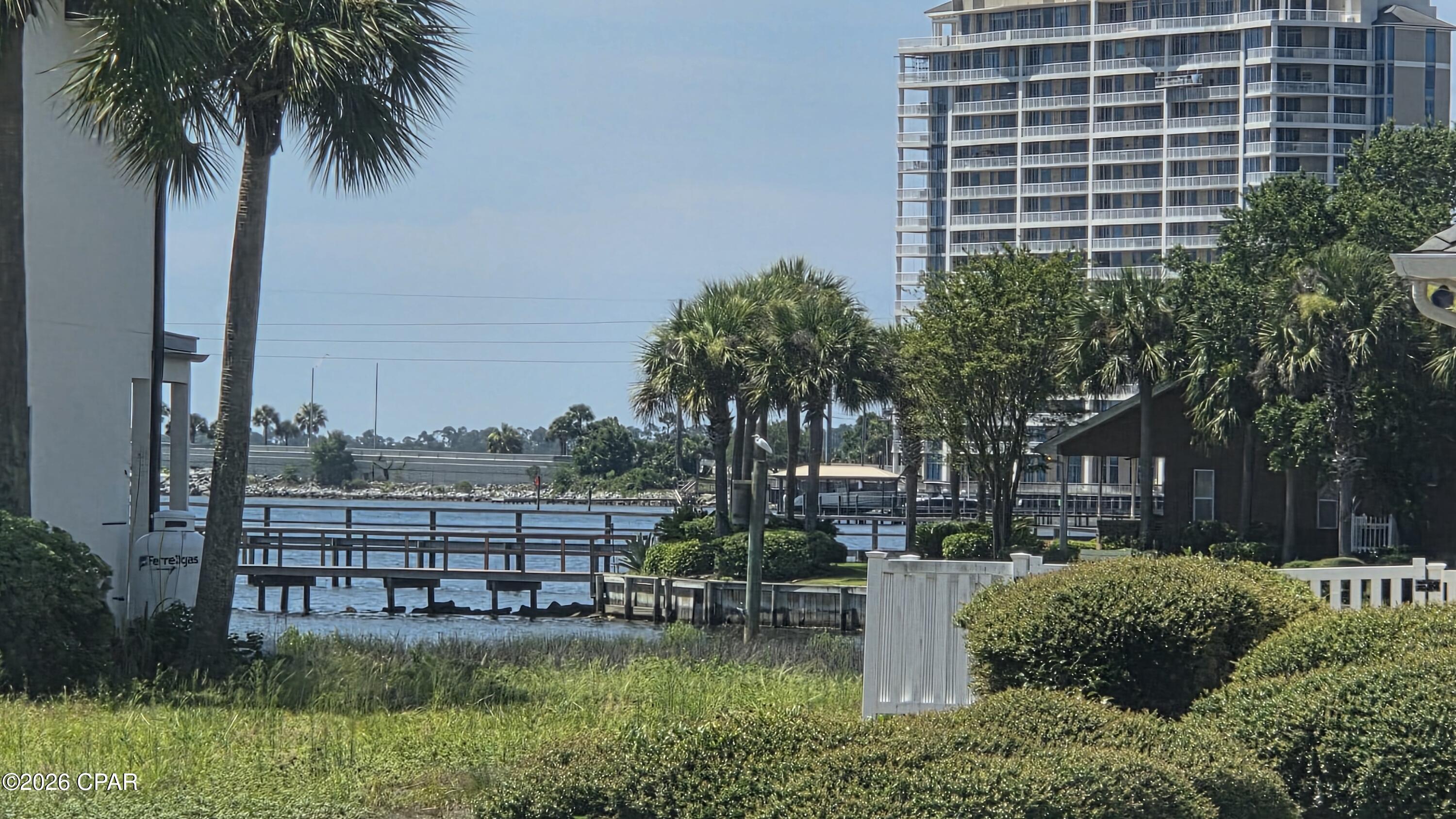 Dolphin Bay Ph I - Residential