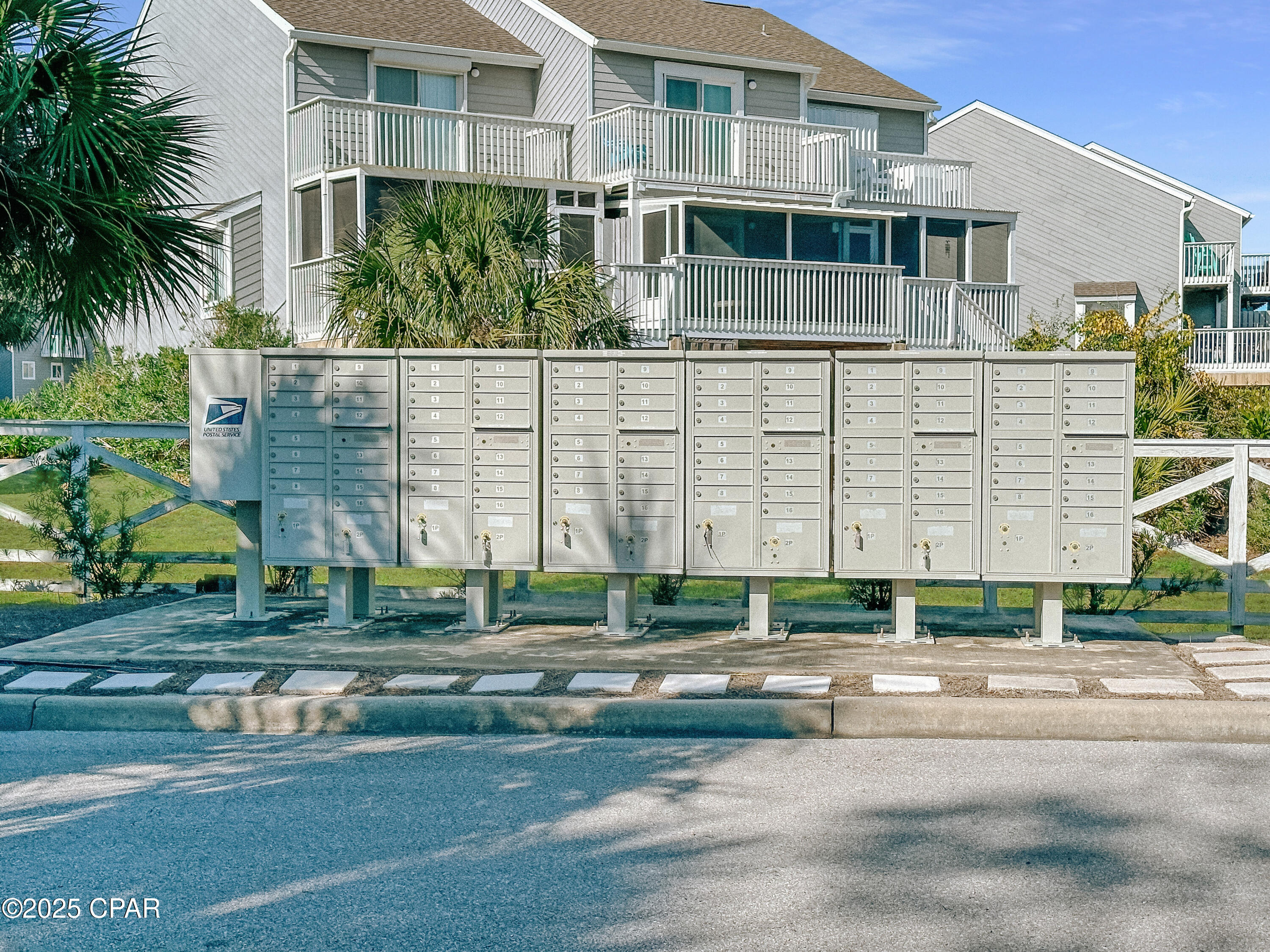 Barrier Dunes - Residential