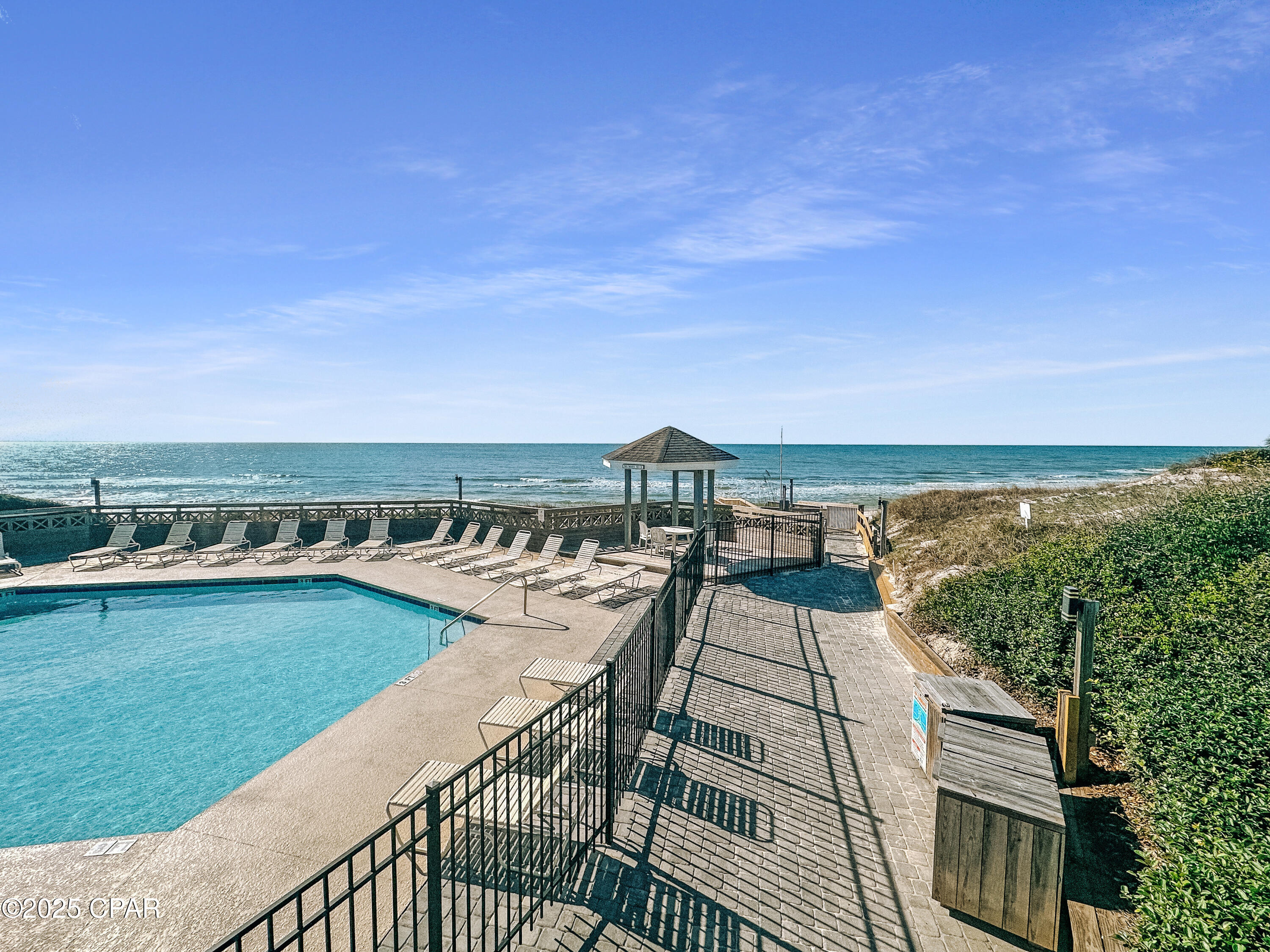Barrier Dunes - Residential