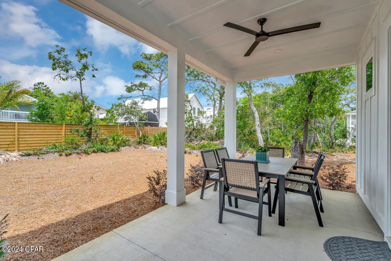 Gulf Shore Manor - Residential