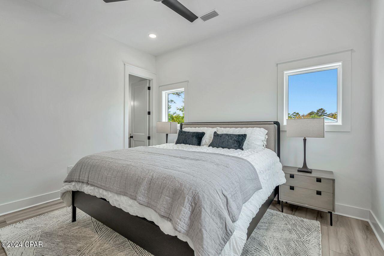 Gulf Shore Manor - Residential