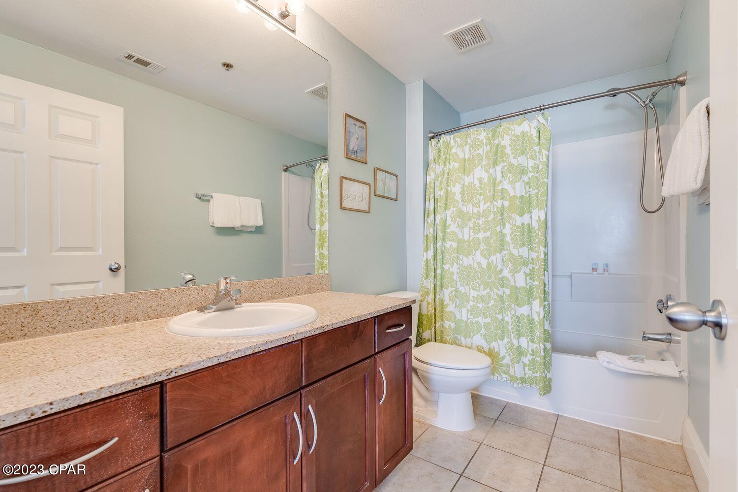 Laketown Wharf - Residential