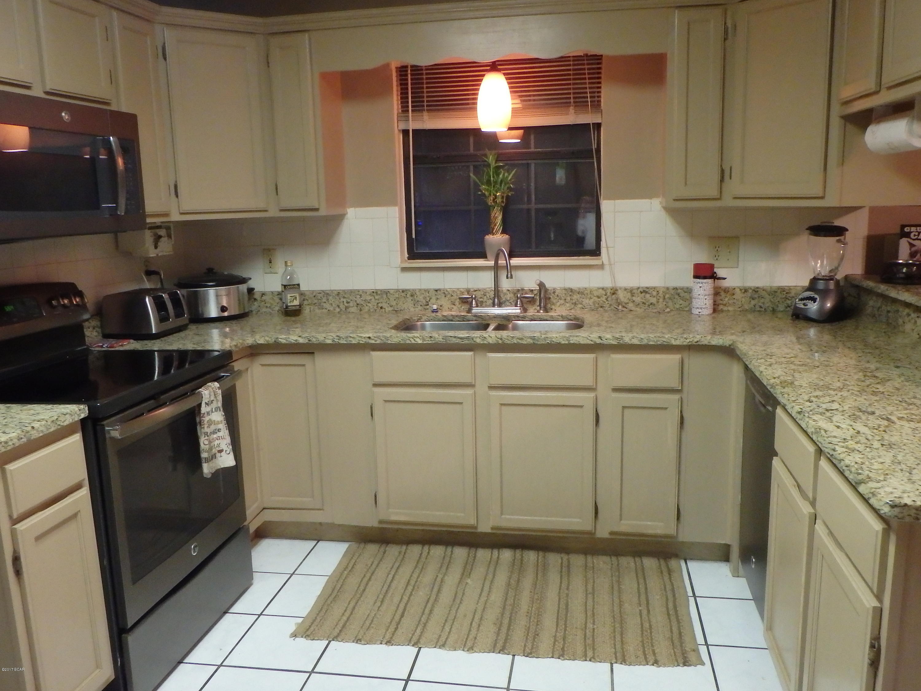 Pines 5th Add - Residential Lease