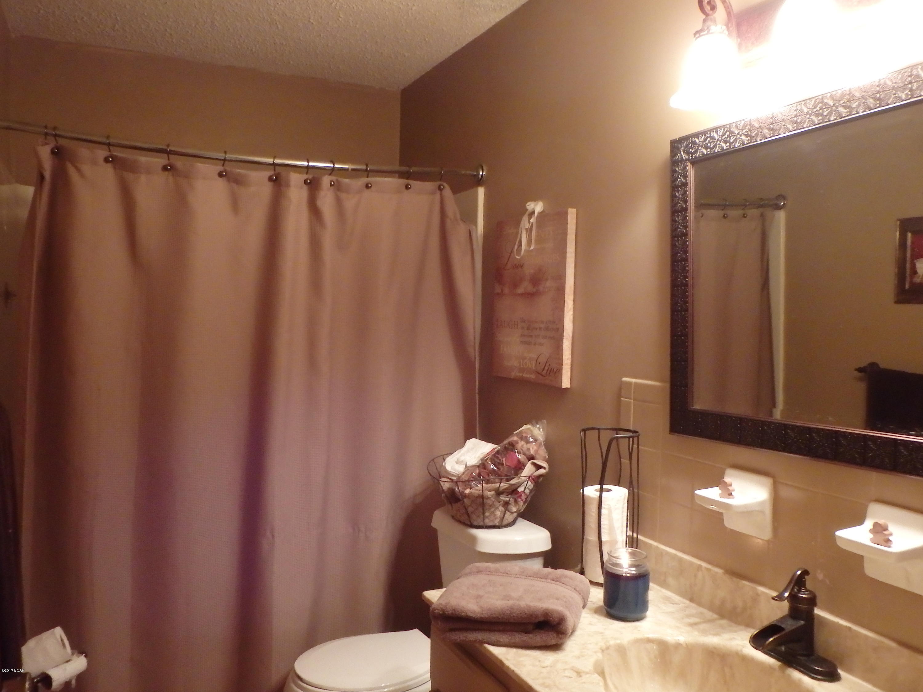 Pines 5th Add - Residential Lease