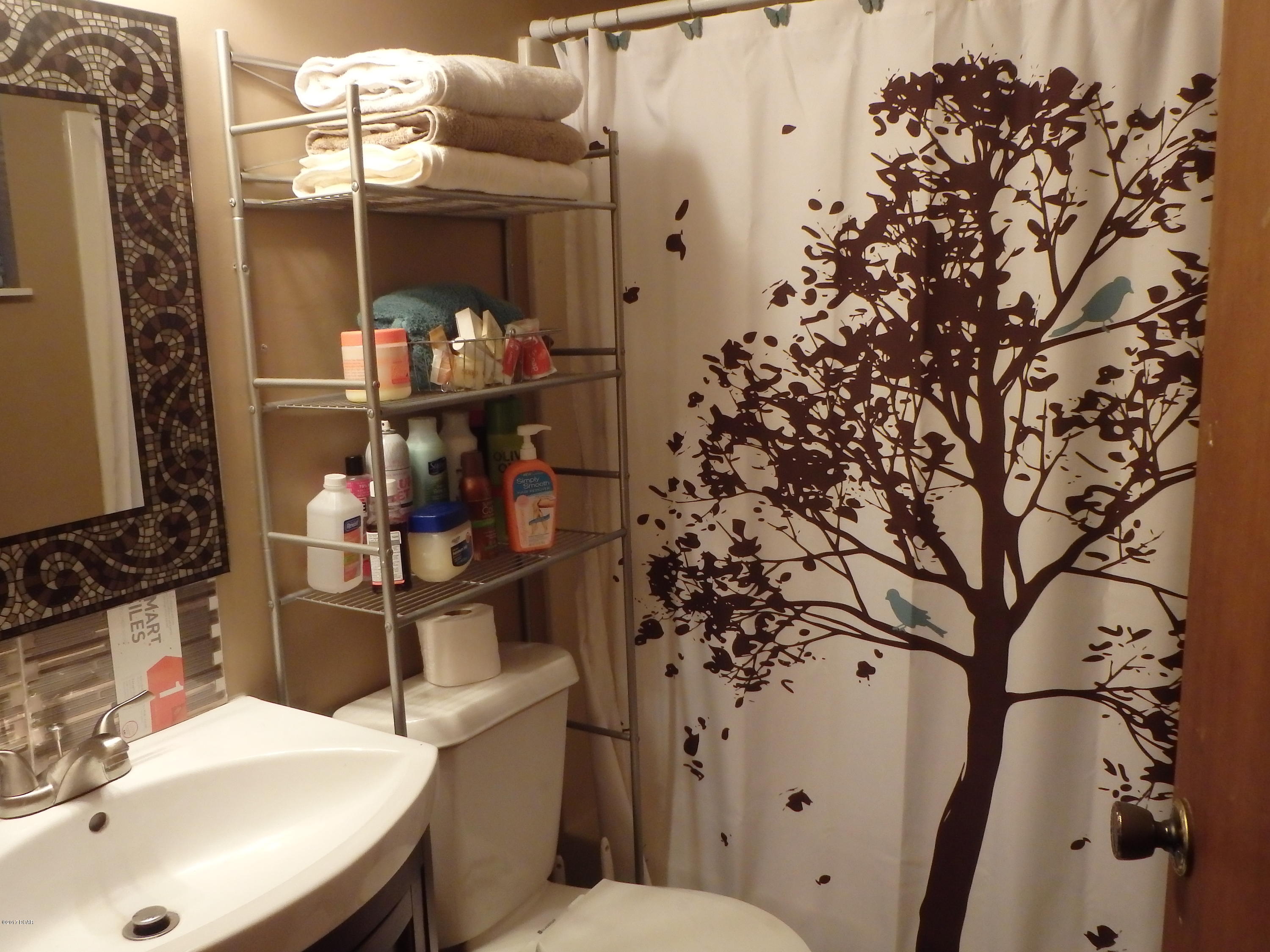 Pines 5th Add - Residential Lease