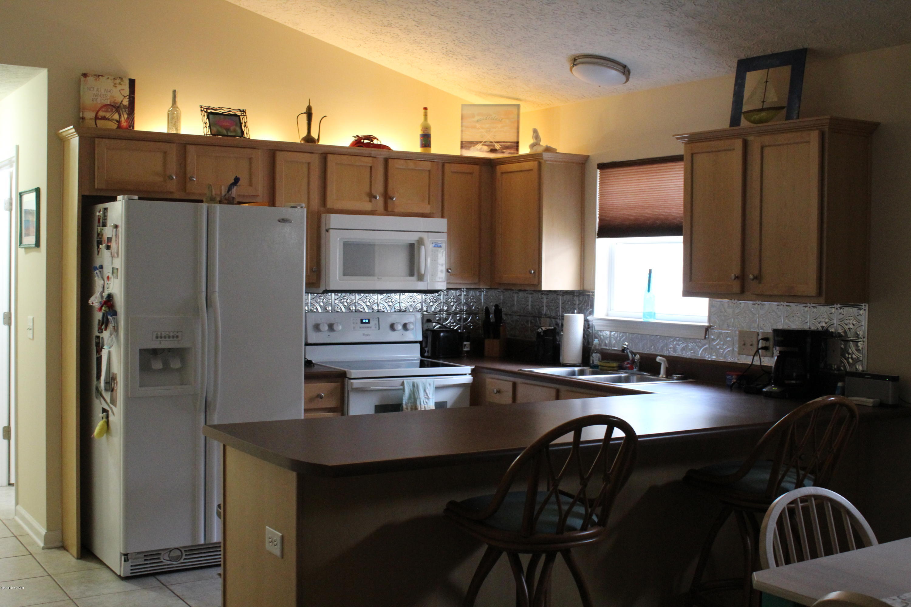 Palm Cove Phase III - Residential Lease