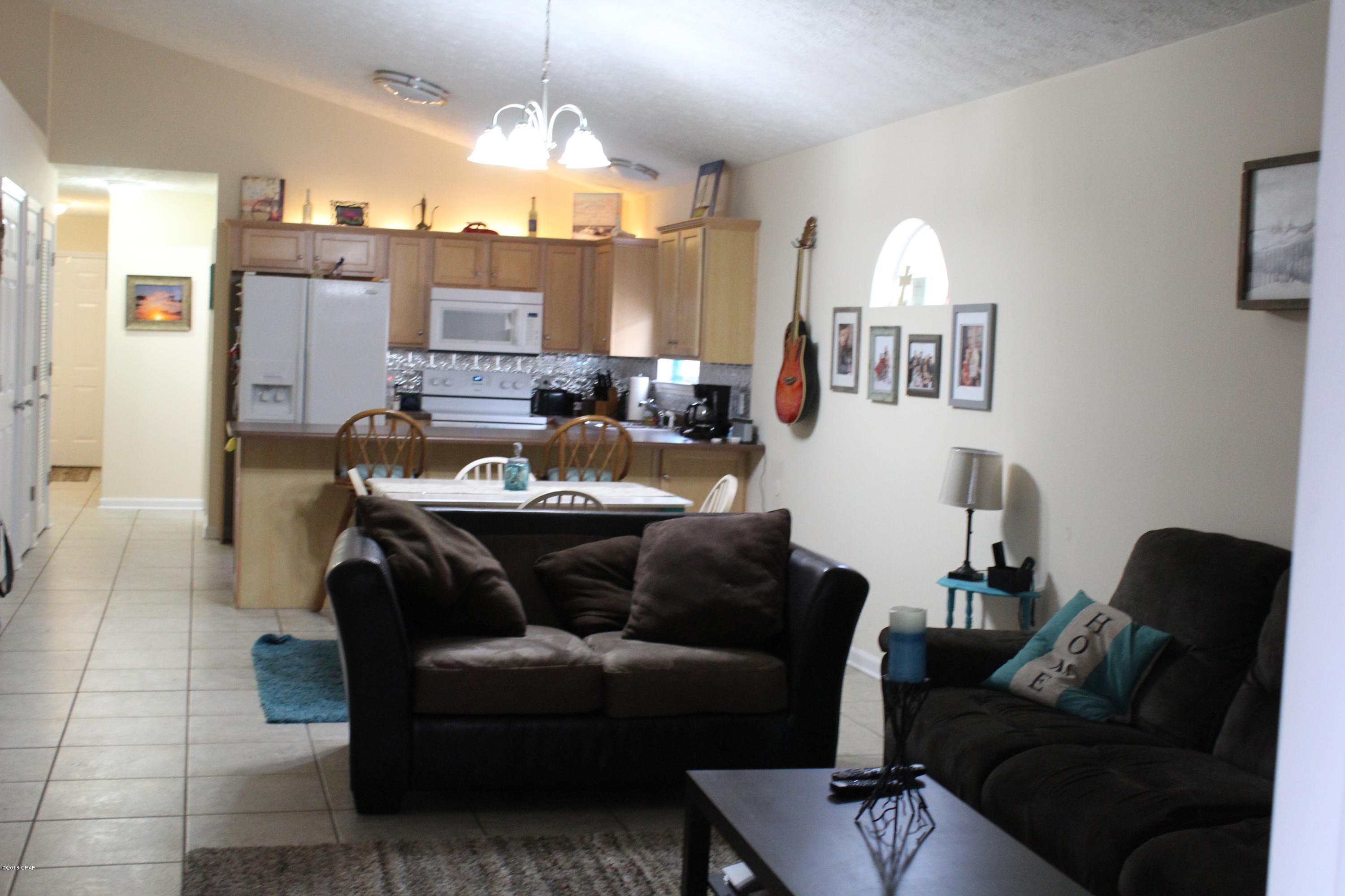 Palm Cove Phase III - Residential Lease