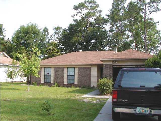 Quiet, cul-de-sac street, shady, privacy fenced backyard with covered patio. Recently painted inside and out, and carpet replaced. Great location, quiet but close to all Lynn Haven amenities, and shopping. All good schools. Also easy commute to both Navy and Air Force bases.