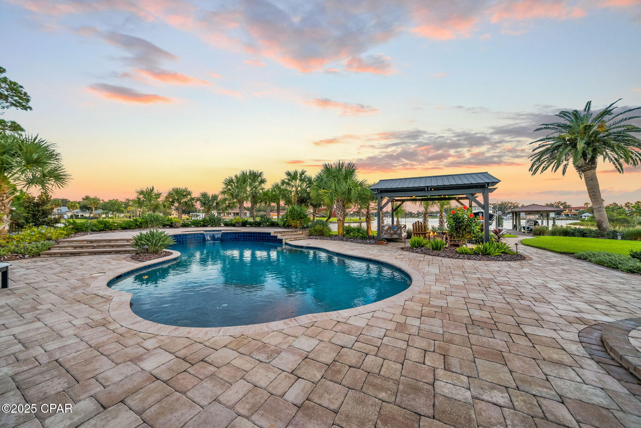Kings Point - Residential