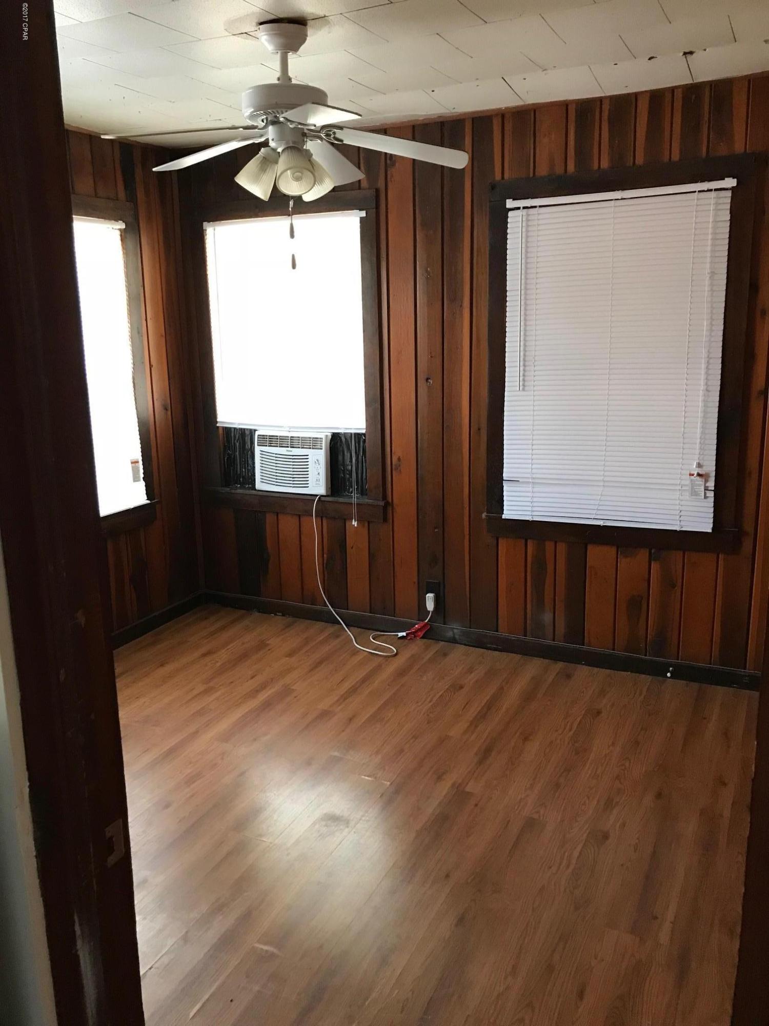 Fernwood Park - Residential Lease
