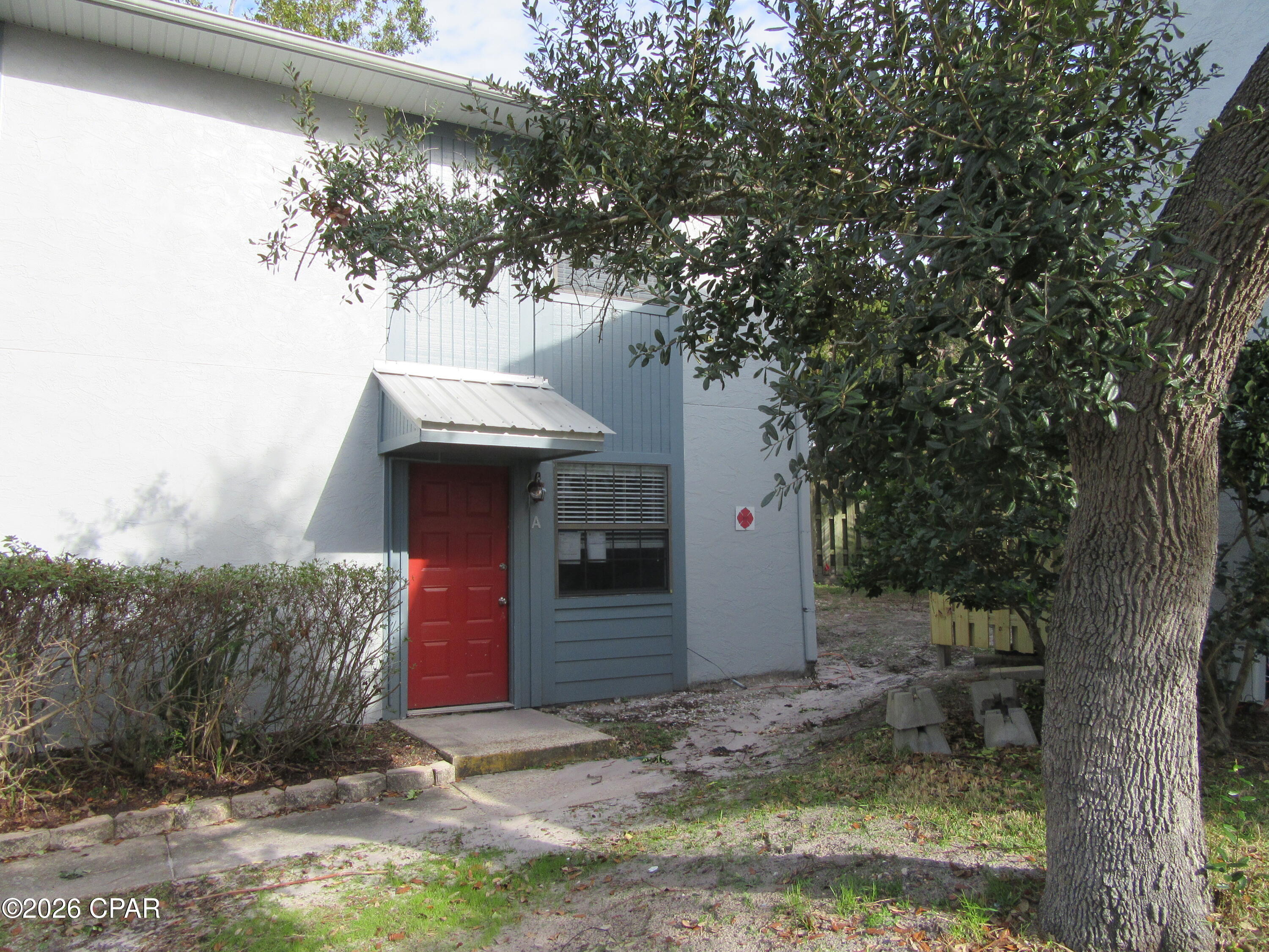 Recently remodled 2 Bedroom 1.5 Bath Town house located in Historic St Andrews. Close to shopping and dining and walking distance to St. Andrews Bay. Washer and dryer hookups. All property sizes and ages are approximate, please measure and/or verify if important.

School assignments are subject to change, please check with Bay County for most accurate information. Deposit is the same as the rent. Pets NOT Allowed!