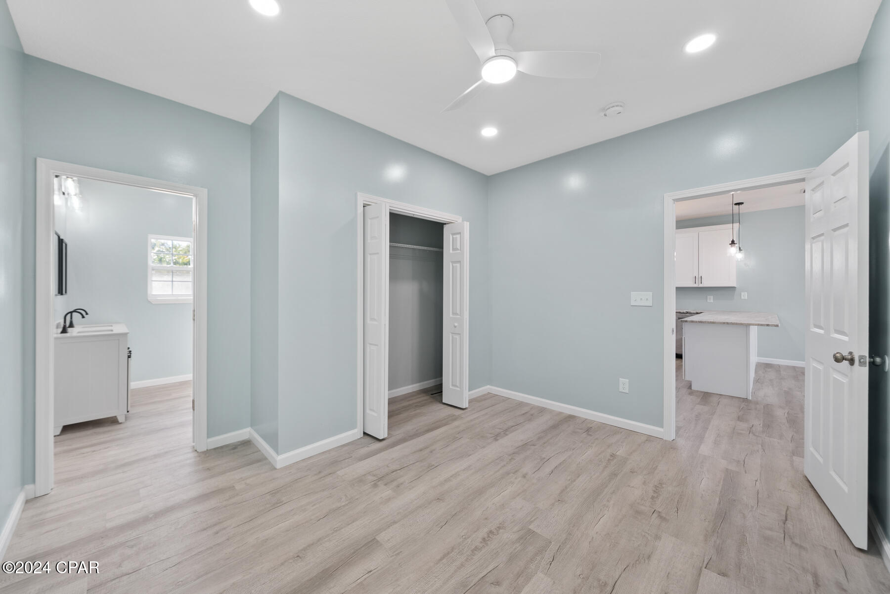 Pine View Add. Unrec - Residential