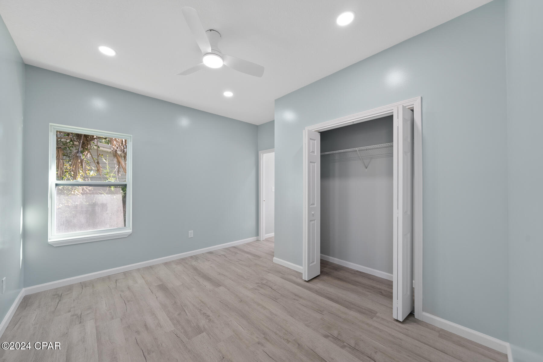 Pine View Add. Unrec - Residential