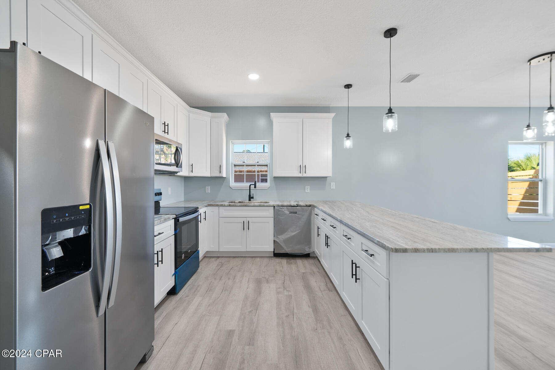 Pine View Add. Unrec - Residential