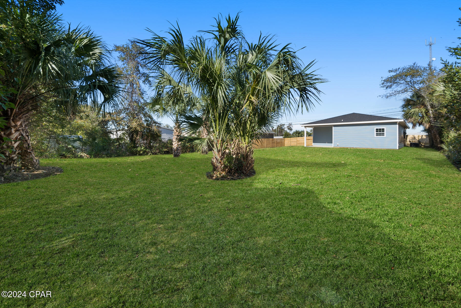 Pine View Add. Unrec - Residential