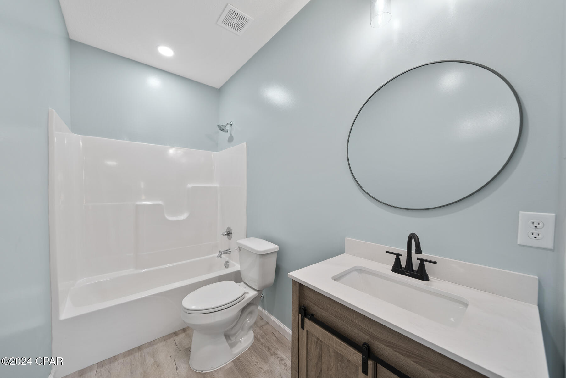 Pine View Add. Unrec - Residential