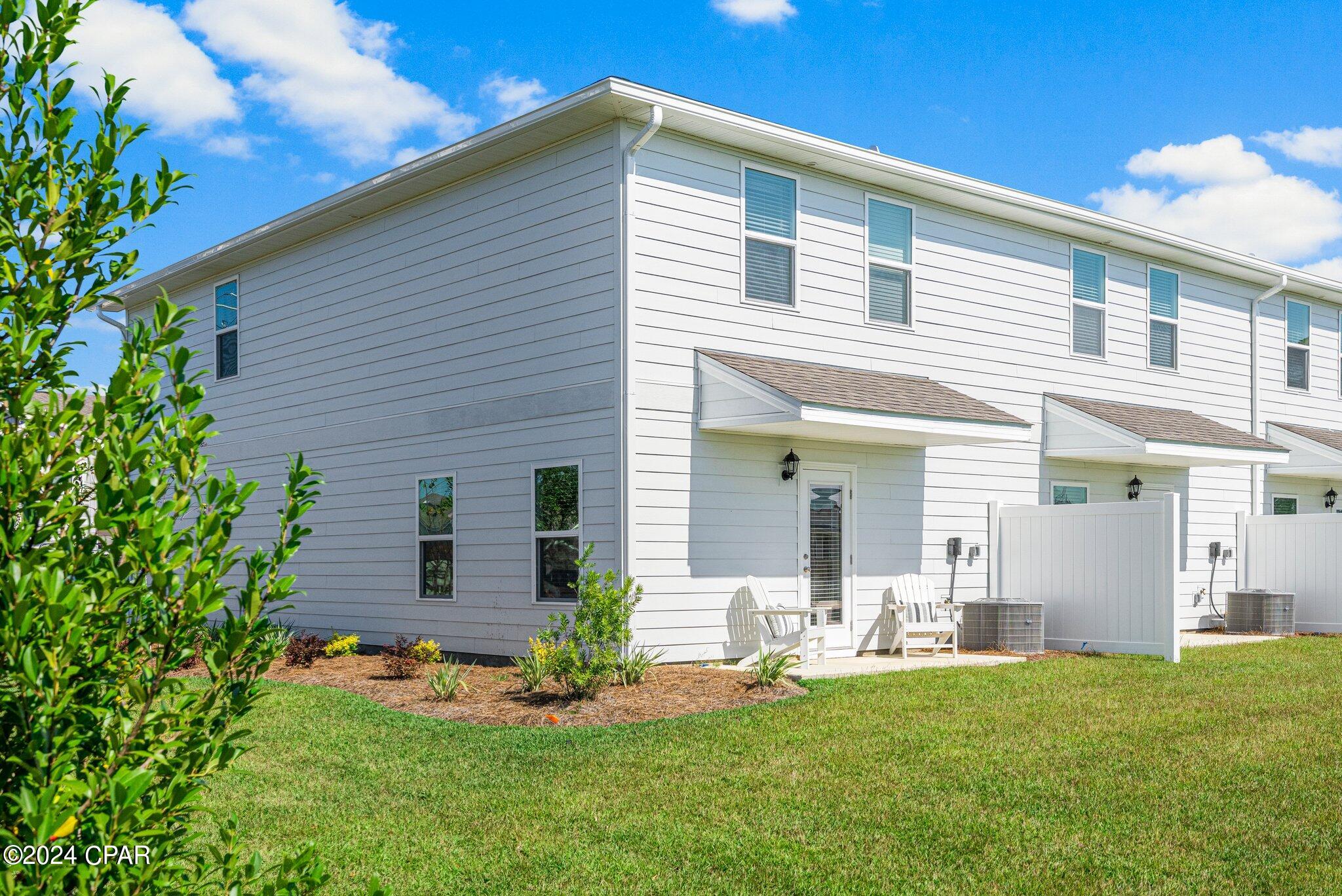 Jakes Landing - Residential Lease