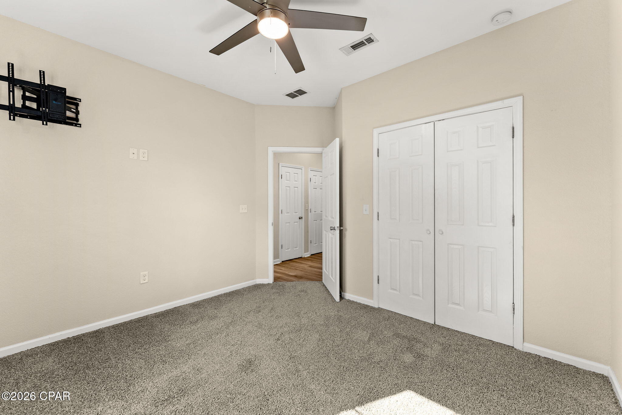 North Lagoon Oaks - Residential