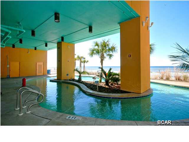 Splash Condo - Residential