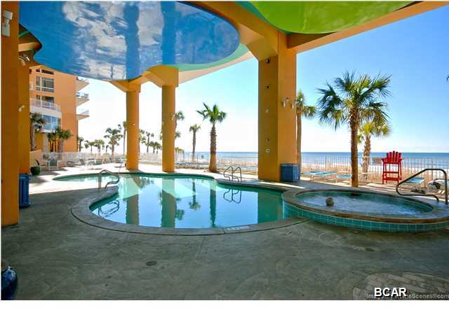 Splash Condo - Residential