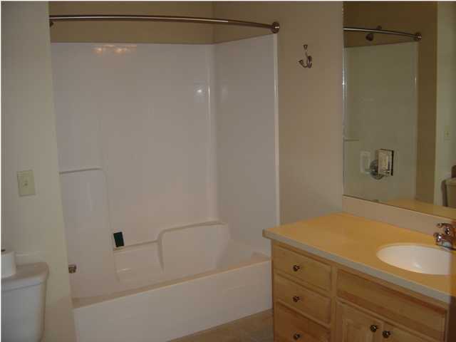 Riverside Ph I - Residential Lease